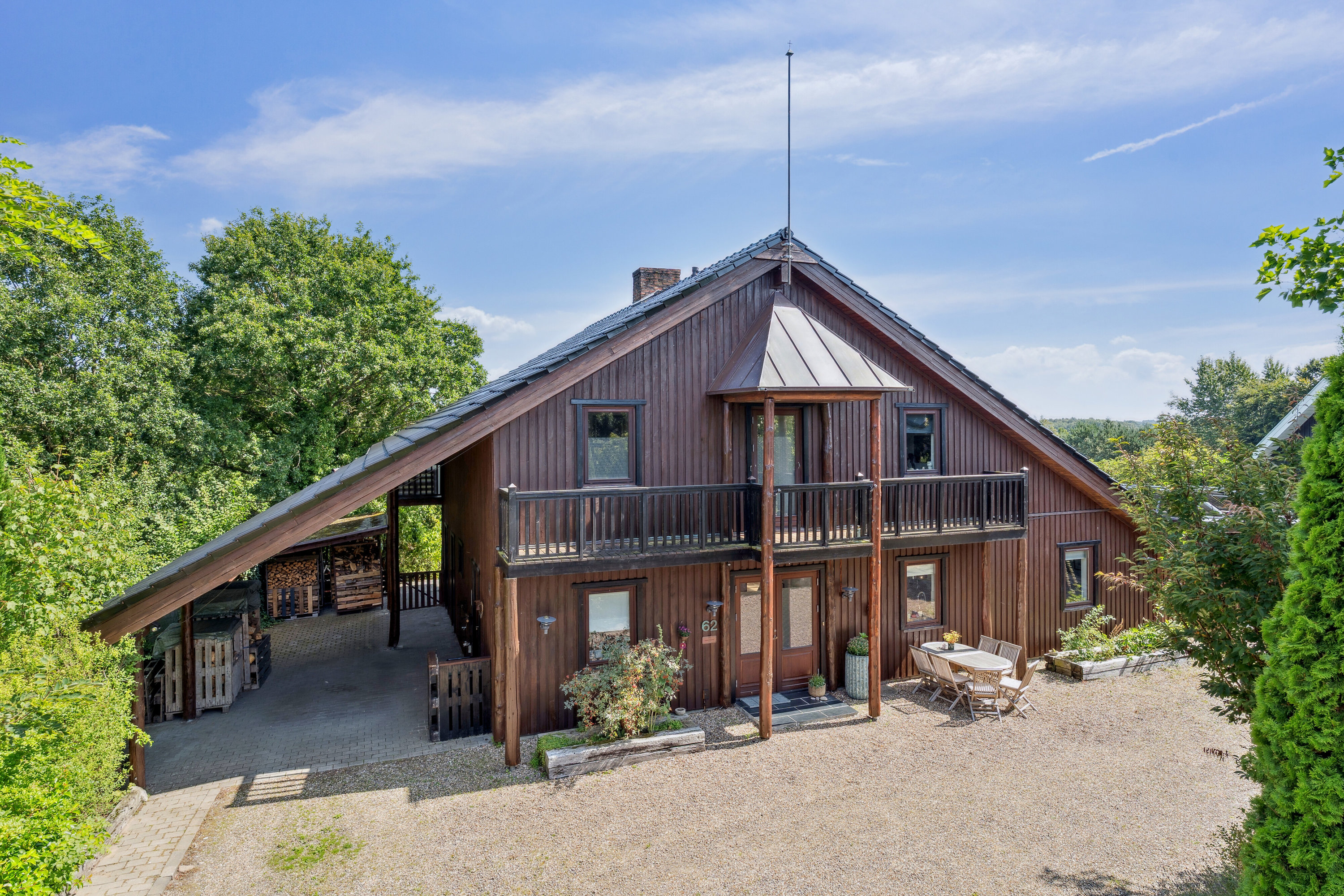 Fremhævet udendørs billede i fuldskærmstilstand. Billede af Munklindevej 62, 7441 Bording