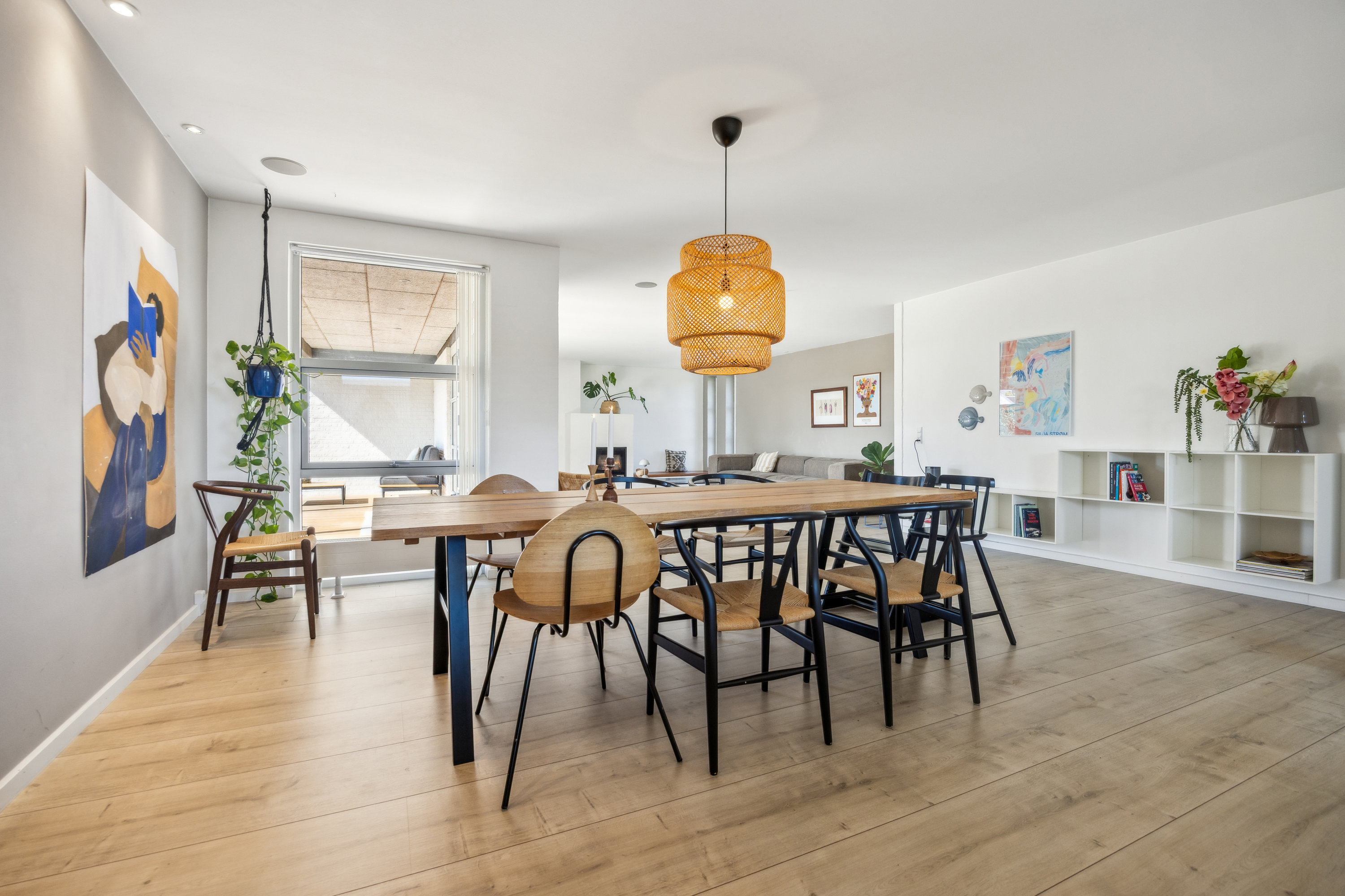 Fremhævet spisestue billede i fuldskærmstilstand. Billede af Almavej 8, 9280 Storvorde