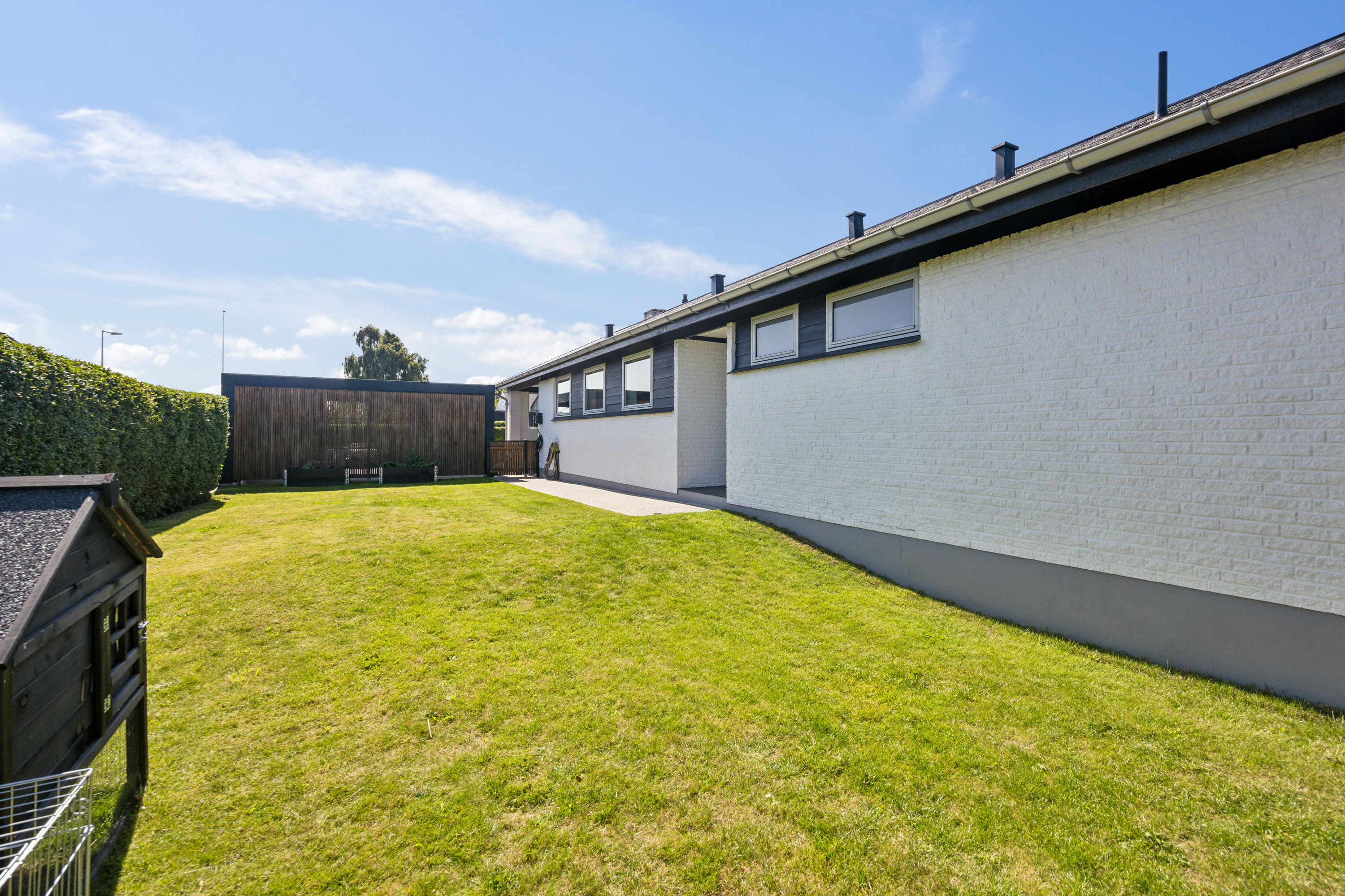 Fremhævet ejendom 1 billede i fuldskærmstilstand. Billede af Almavej 8, 9280 Storvorde