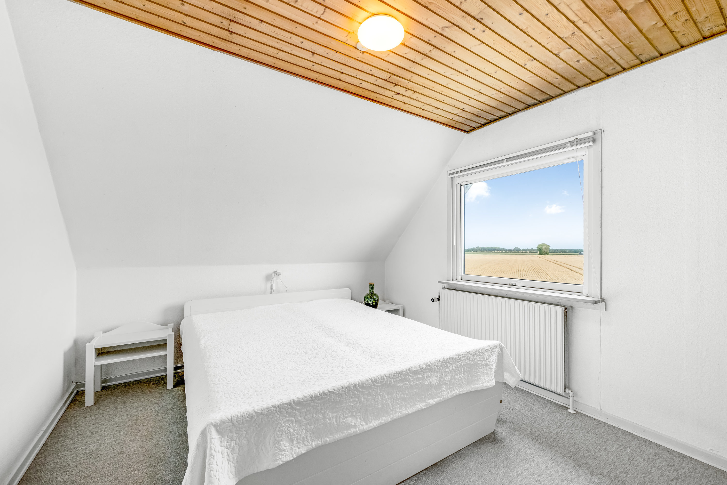 Fremhævet soveværelse billede i fuldskærmstilstand. Billede af Sæddingvej 1, Hanning, 6900 Skjern