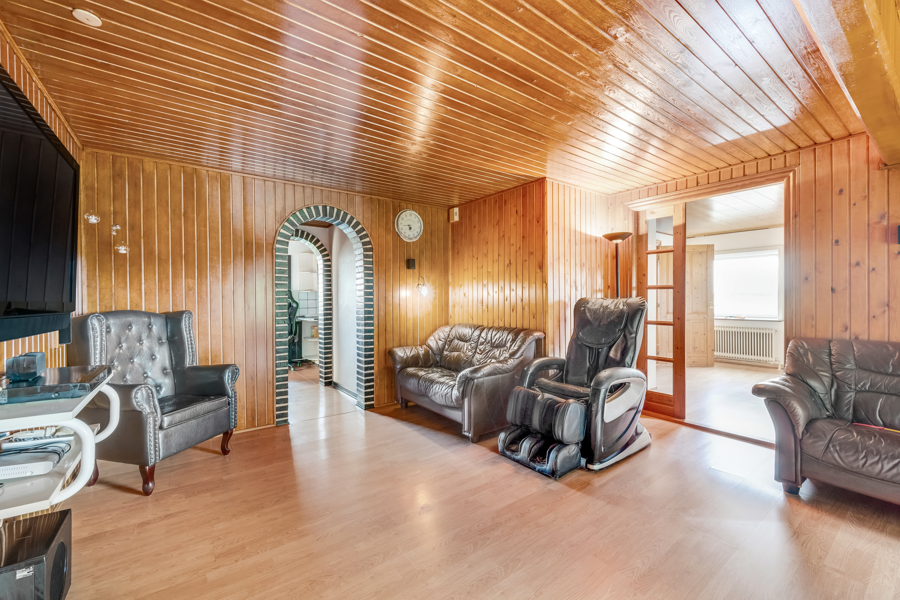 Fremhævet stue billede i fuldskærmstilstand. Billede af Sæddingvej 1, Hanning, 6900 Skjern