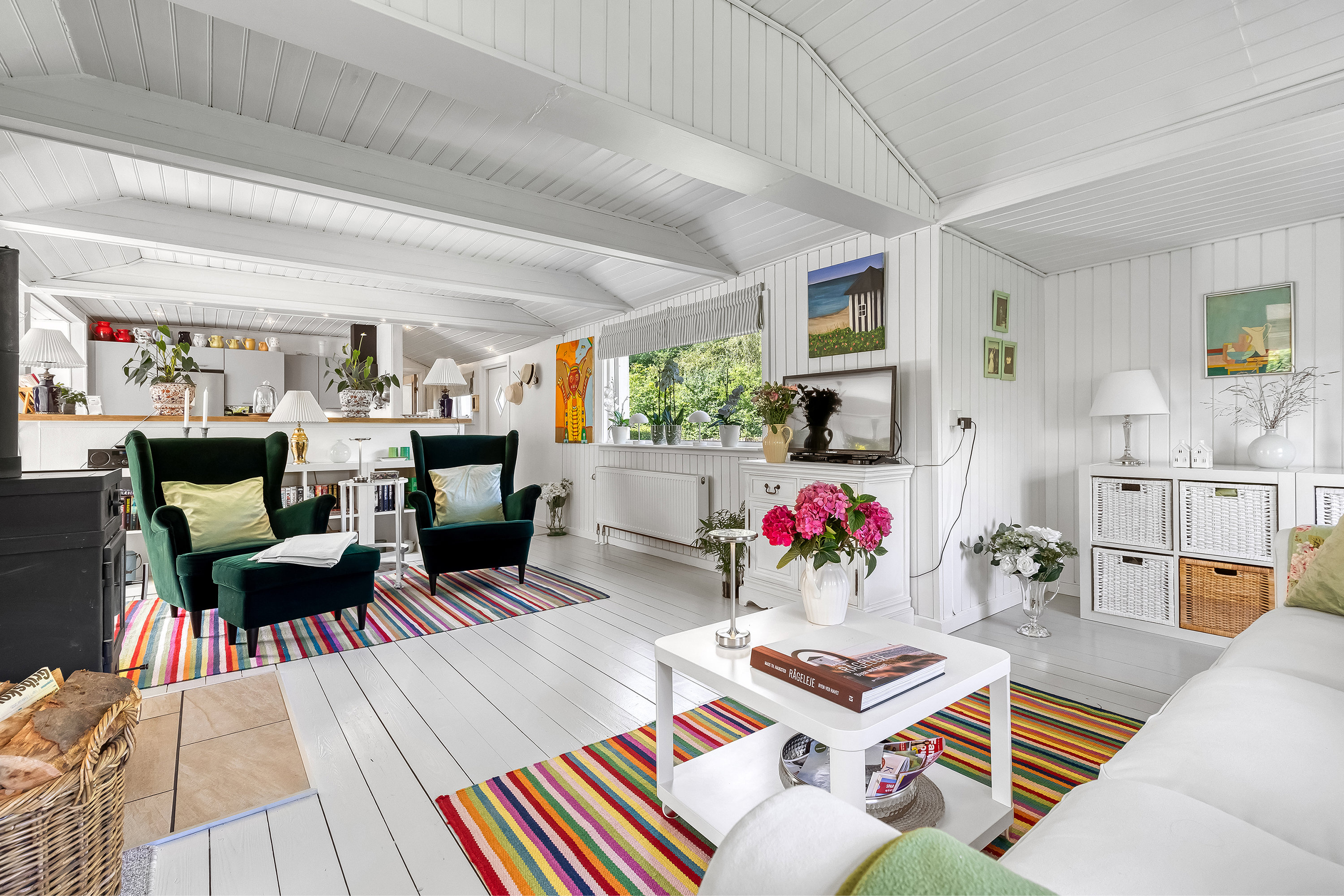 Fremhævet stue billede i fuldskærmstilstand. Billede af Grandalen 9, Rågeleje, 3210 Vejby