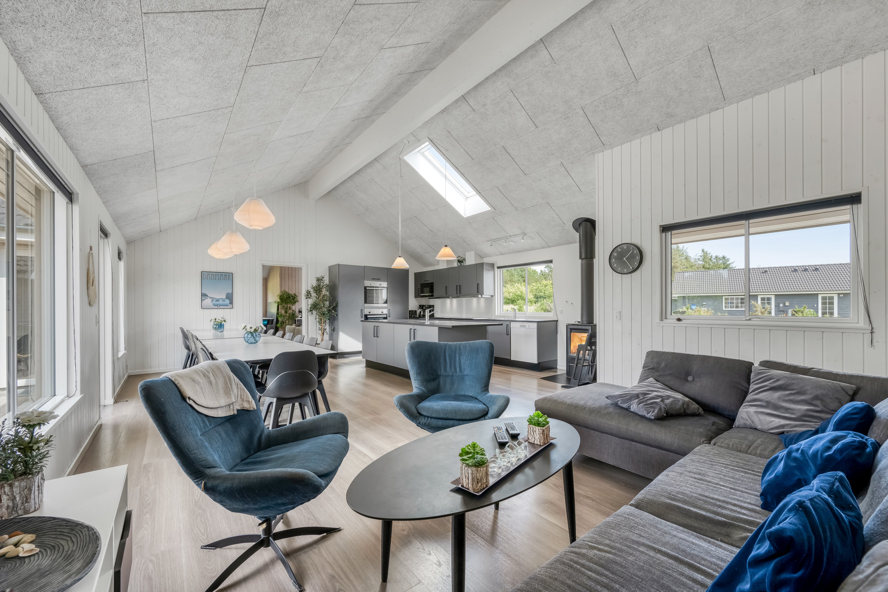 Fremhævet stue billede i fuldskærmstilstand. Billede af Solvang 13, Lønne, 6830 Nørre Nebel