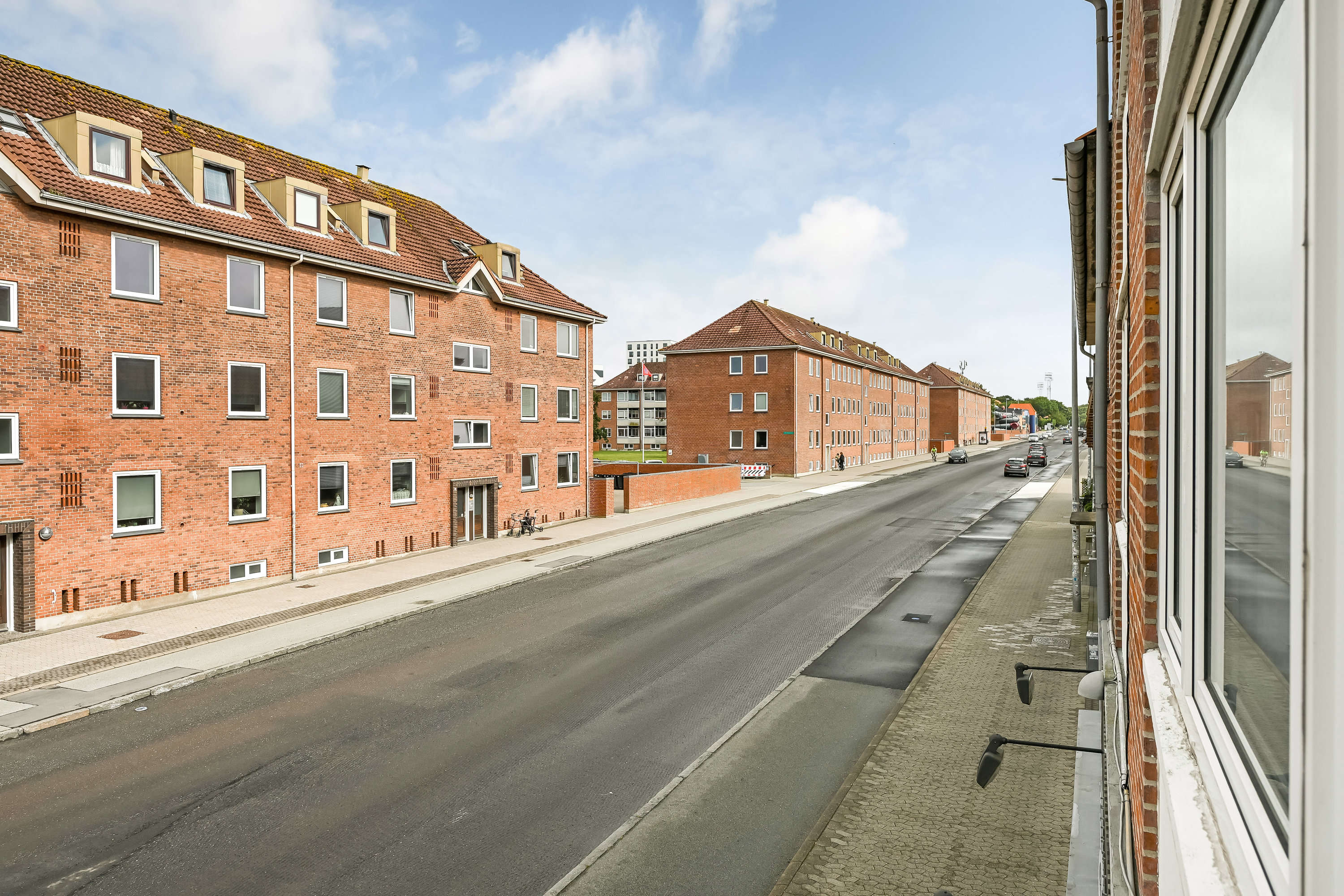 Fremhævet ejendommen billede i fuldskærmstilstand. Billede af Knudedybet 25, 1. th., 6700 Esbjerg