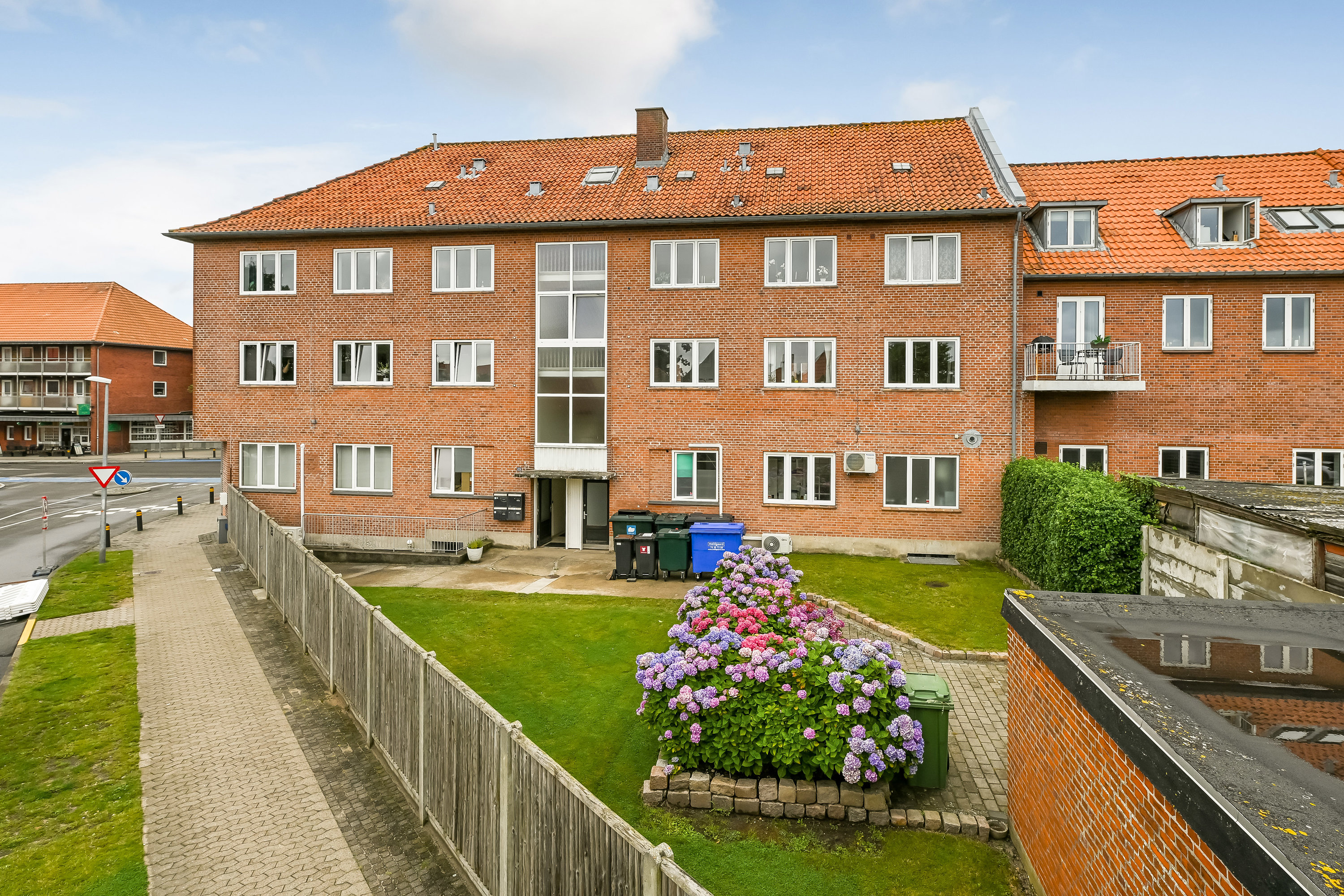 Fremhævet ejendommen billede i fuldskærmstilstand. Billede af Knudedybet 25, 1. th., 6700 Esbjerg