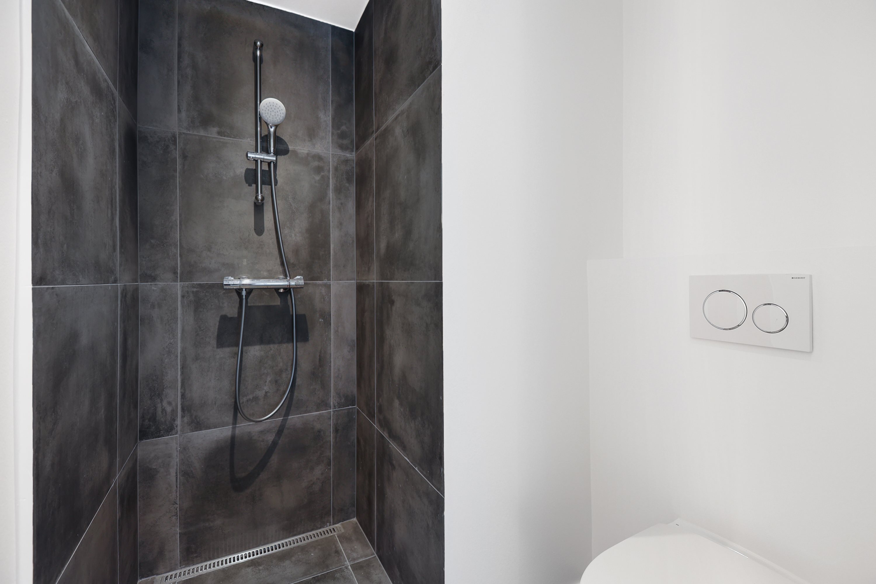 Miniaturebillede 2: badeværelse. Billede af Landsbygaden 30B, Sengeløse, 2630 Taastrup