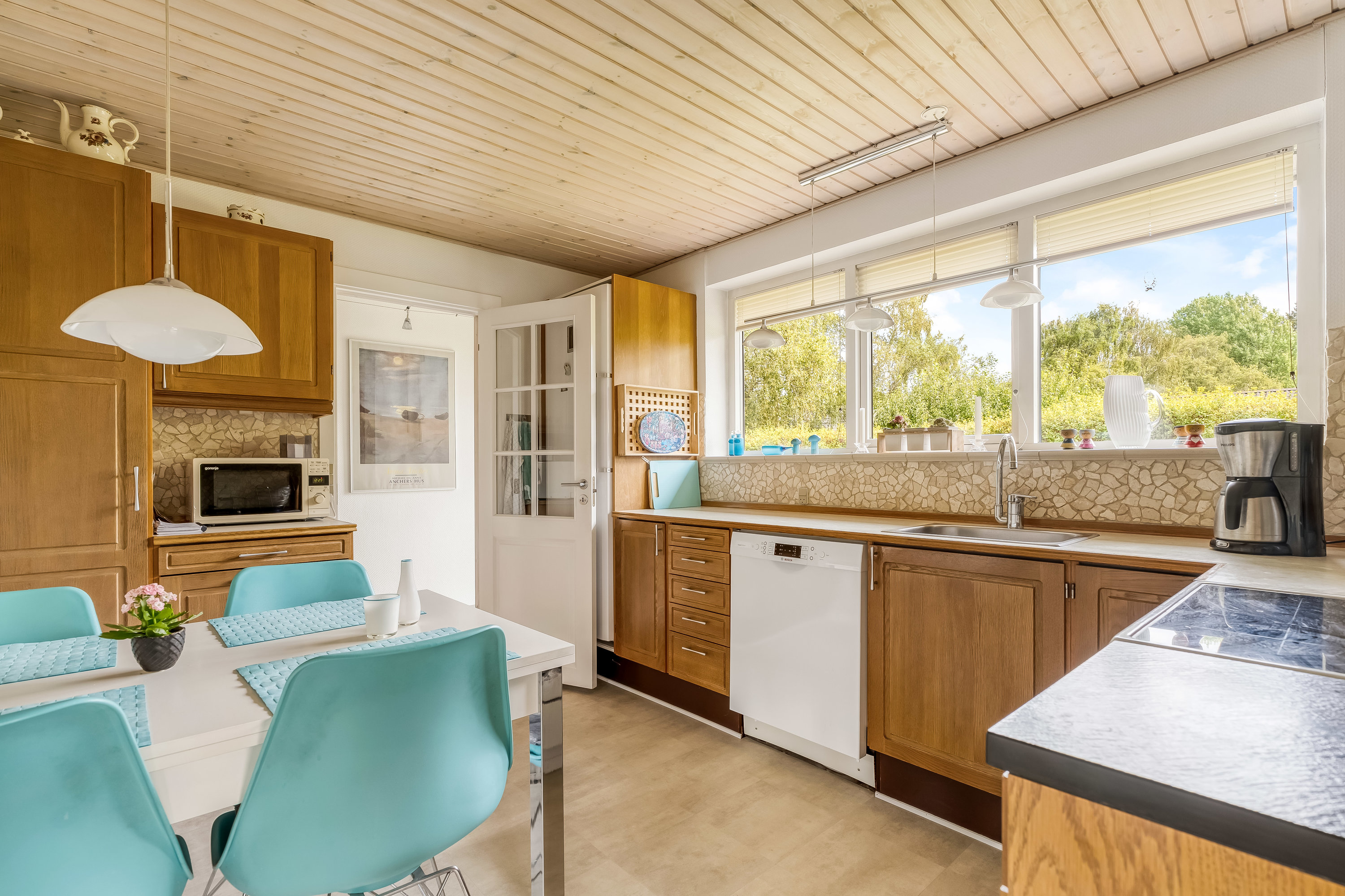 Fremhævet køkken billede i fuldskærmstilstand. Billede af Travegårdsvej 14, Meløse, 3320 Skævinge