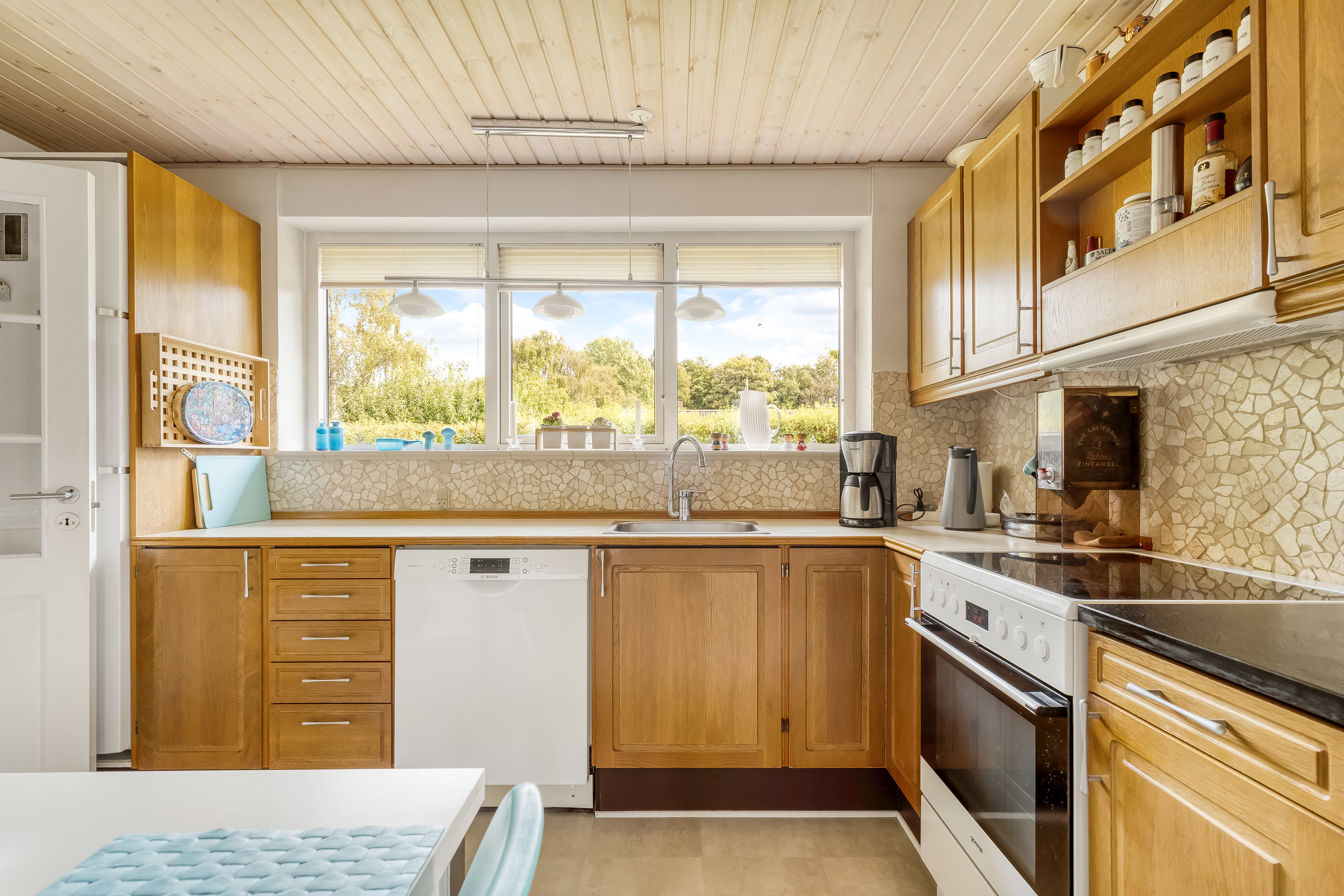 Fremhævet køkken billede i fuldskærmstilstand. Billede af Travegårdsvej 14, Meløse, 3320 Skævinge