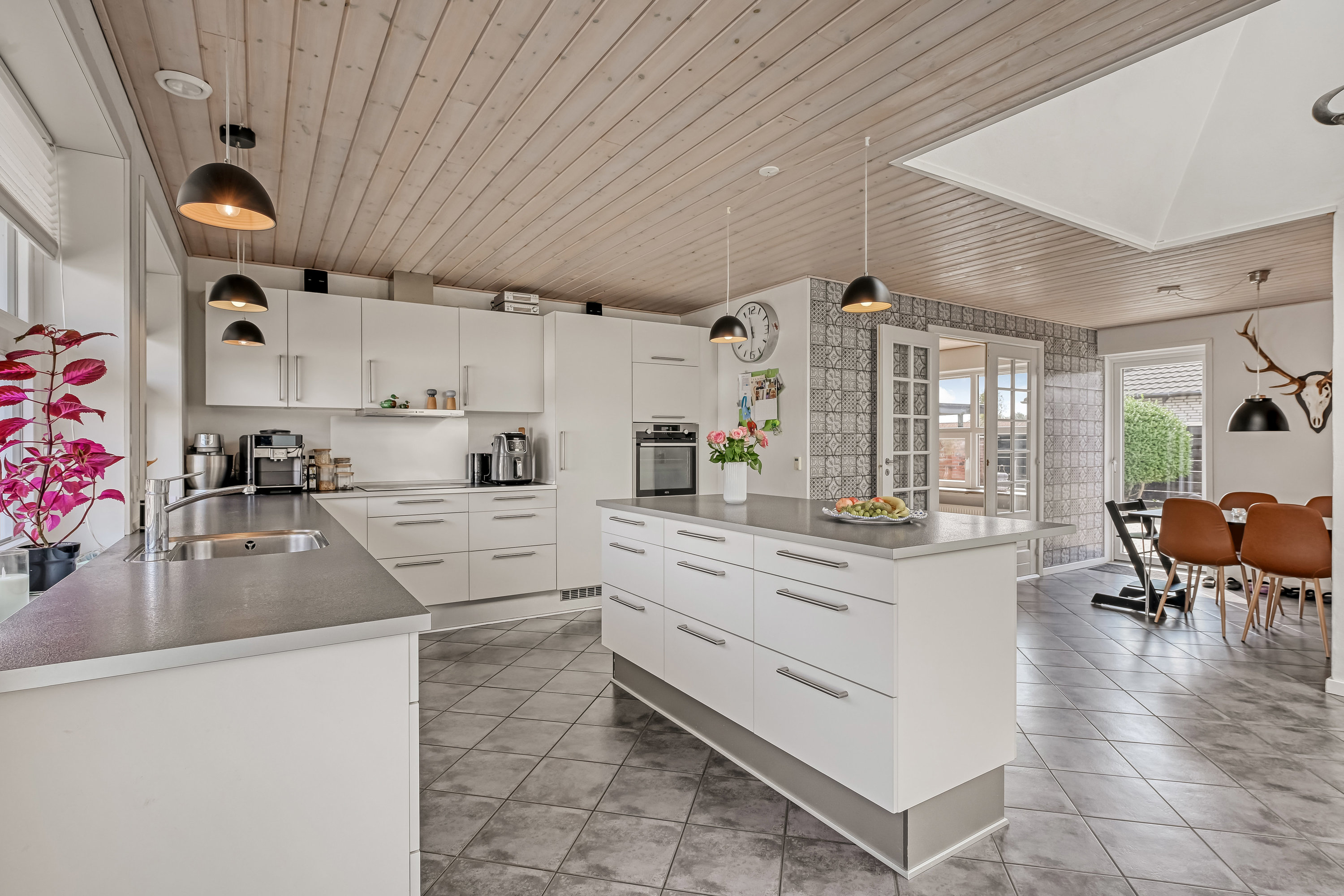 Miniaturebillede 1: køkken. Billede af Sprogøvej 81, 6710 Esbjerg V