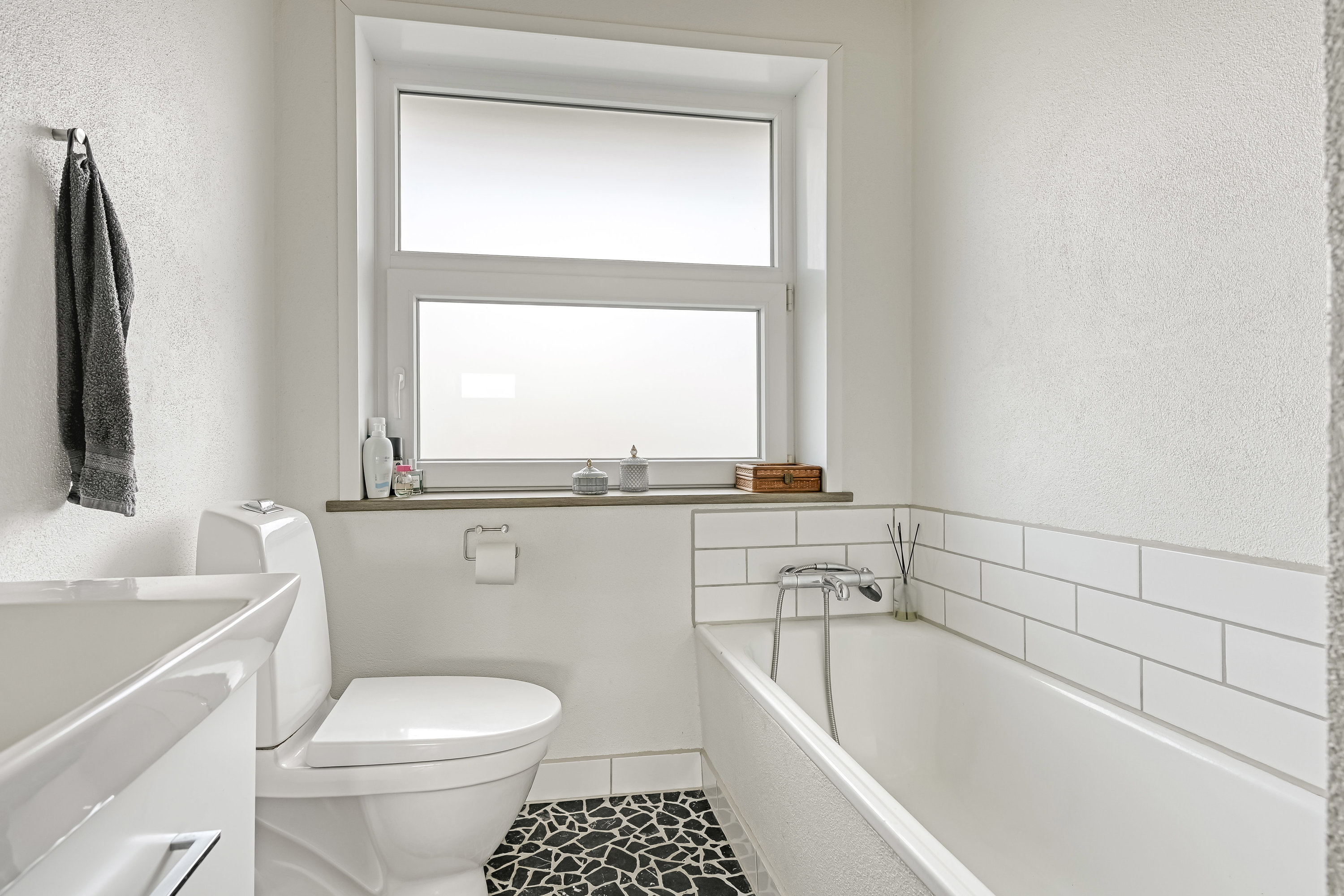 Fremhævet badeværelse billede i fuldskærmstilstand. Billede af Sprogøvej 81, 6710 Esbjerg V