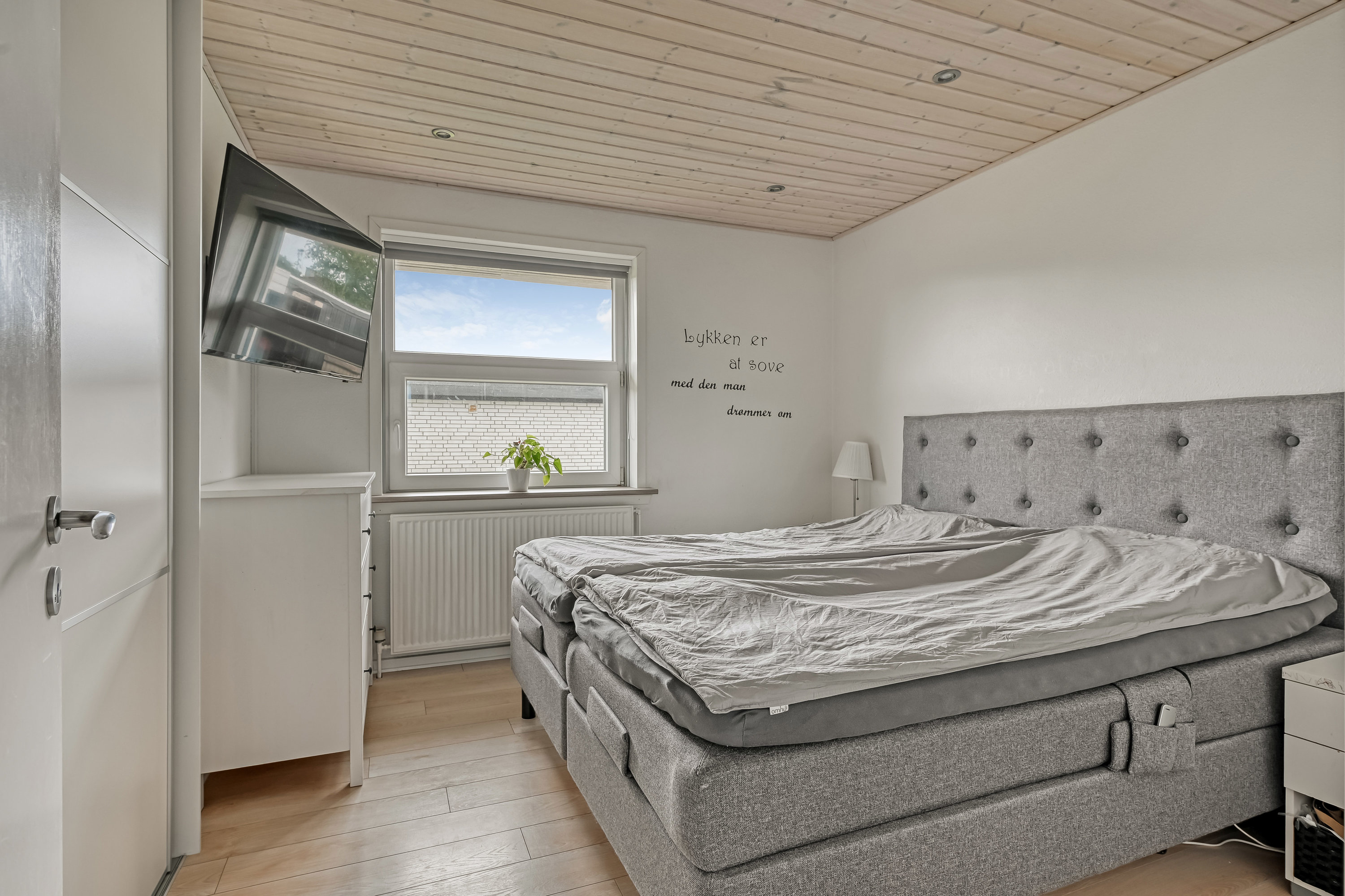 Fremhævet værelse billede i fuldskærmstilstand. Billede af Sprogøvej 81, 6710 Esbjerg V