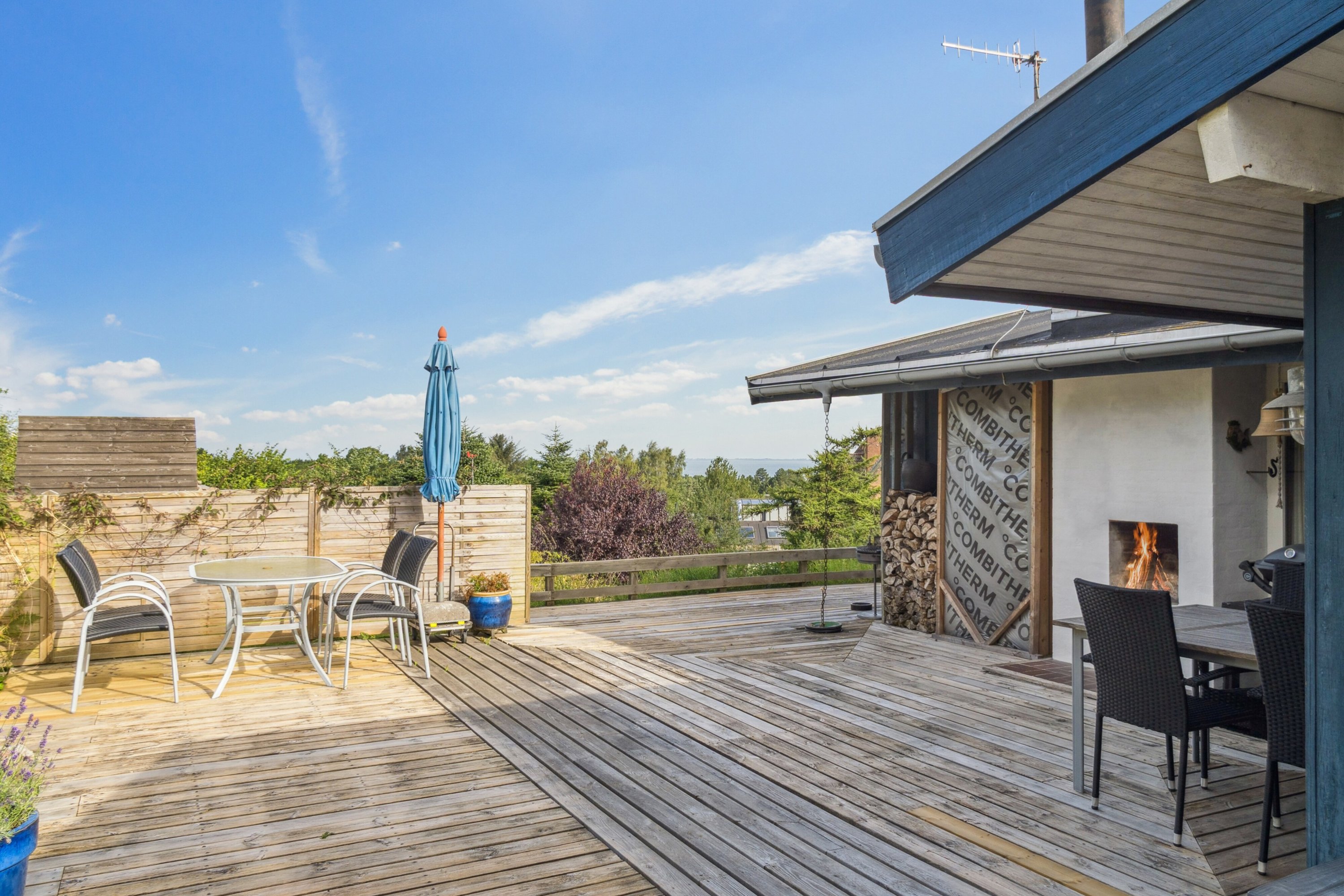 Fremhævet terrasse billede i fuldskærmstilstand. Billede af Kildehøj 17, Veddinge Bk, 4540 Fårevejle