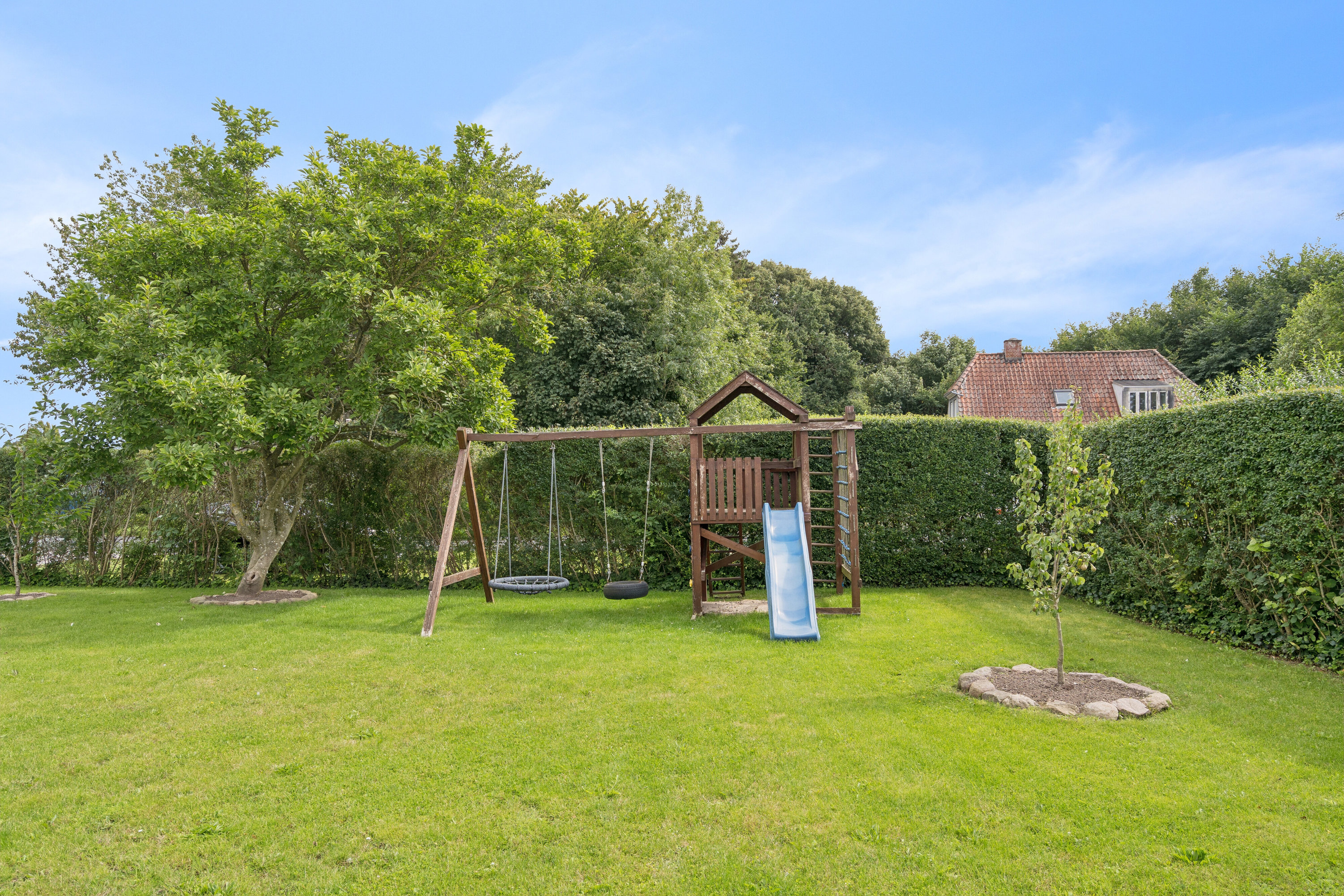 Fremhævet have billede i fuldskærmstilstand. Billede af Lombjergevej 5, 5750 Ringe