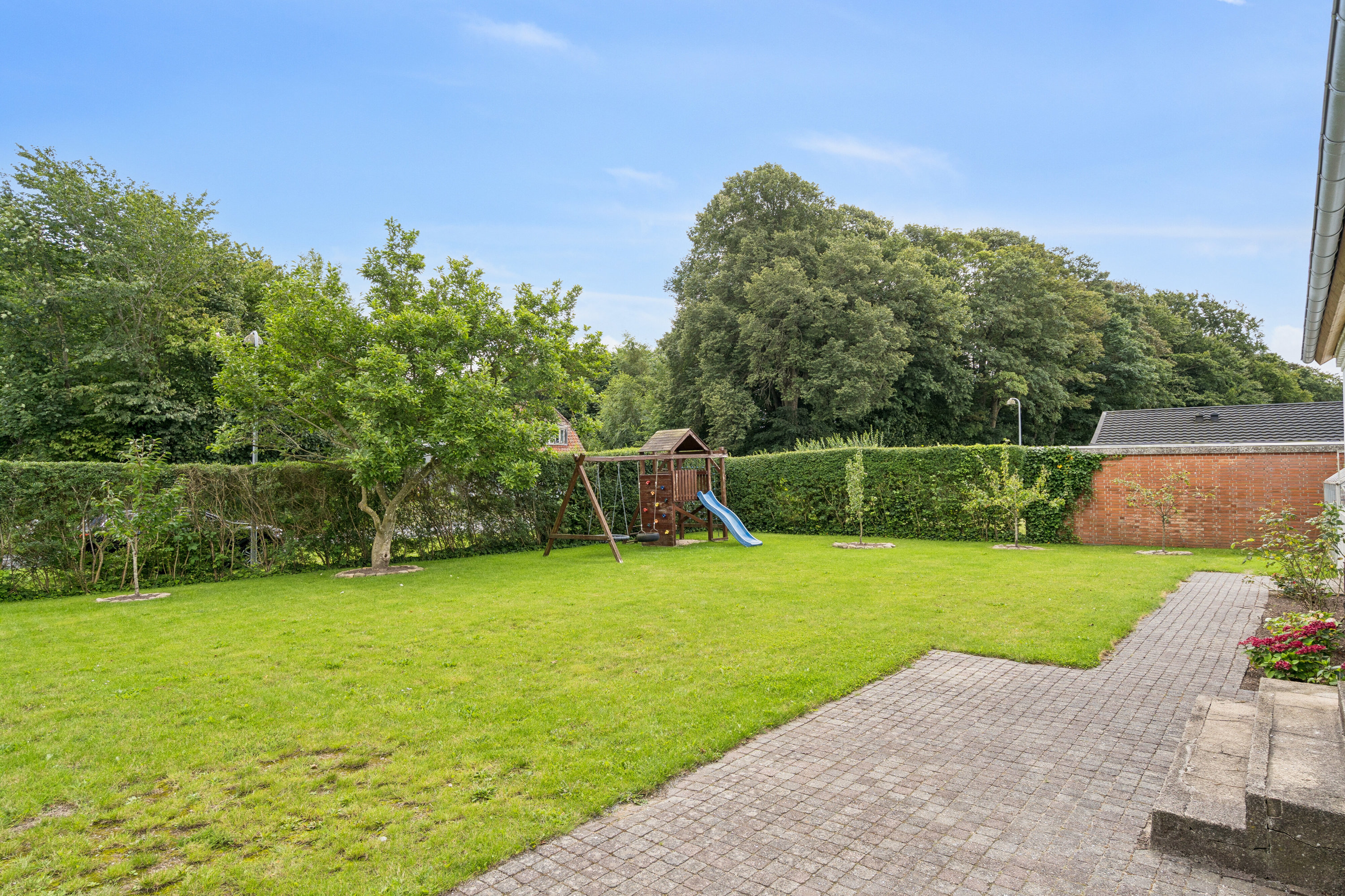 Fremhævet have billede i fuldskærmstilstand. Billede af Lombjergevej 5, 5750 Ringe