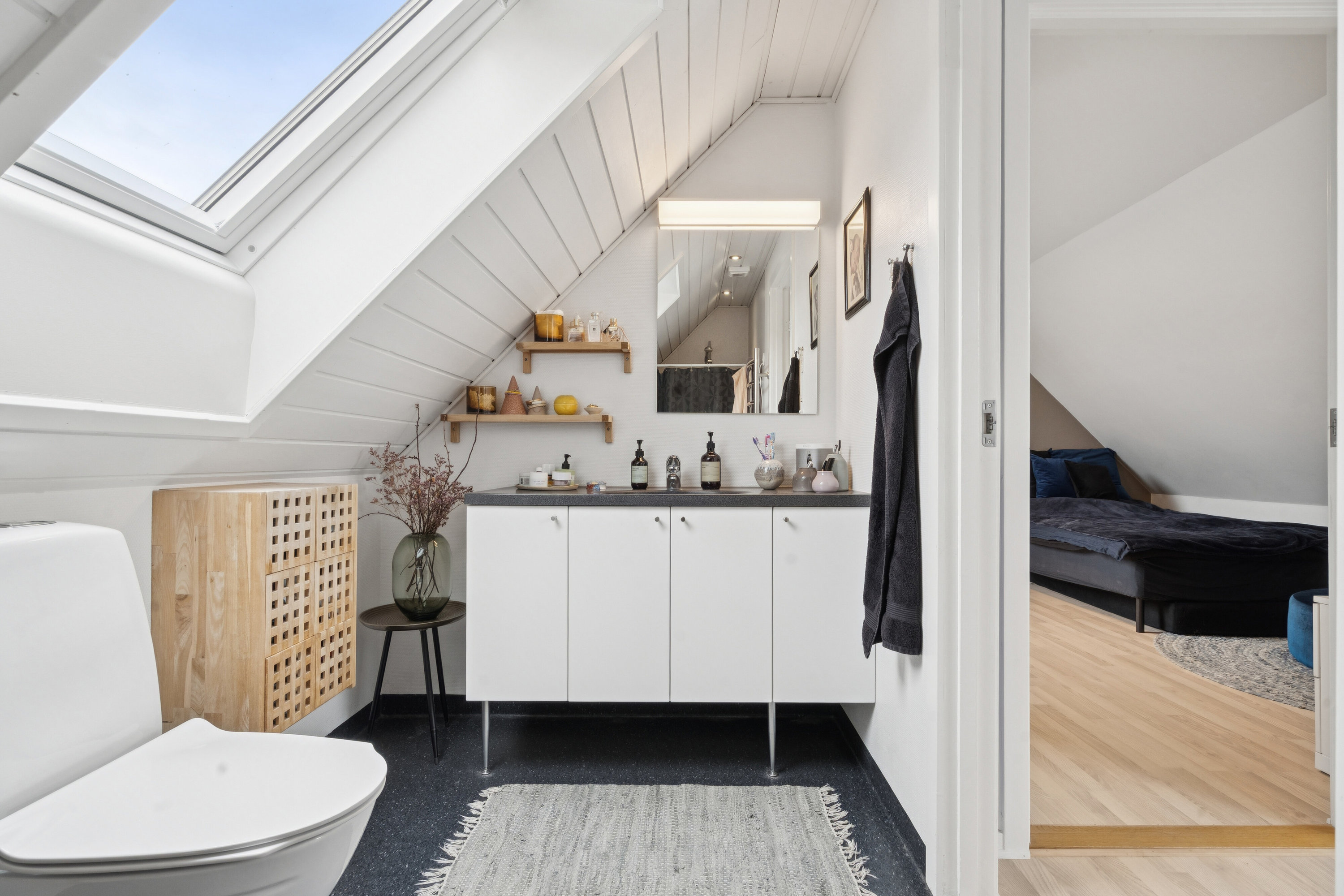 Fremhævet badeværelse billede i fuldskærmstilstand. Billede af Krybdalvej 8, 8620 Kjellerup