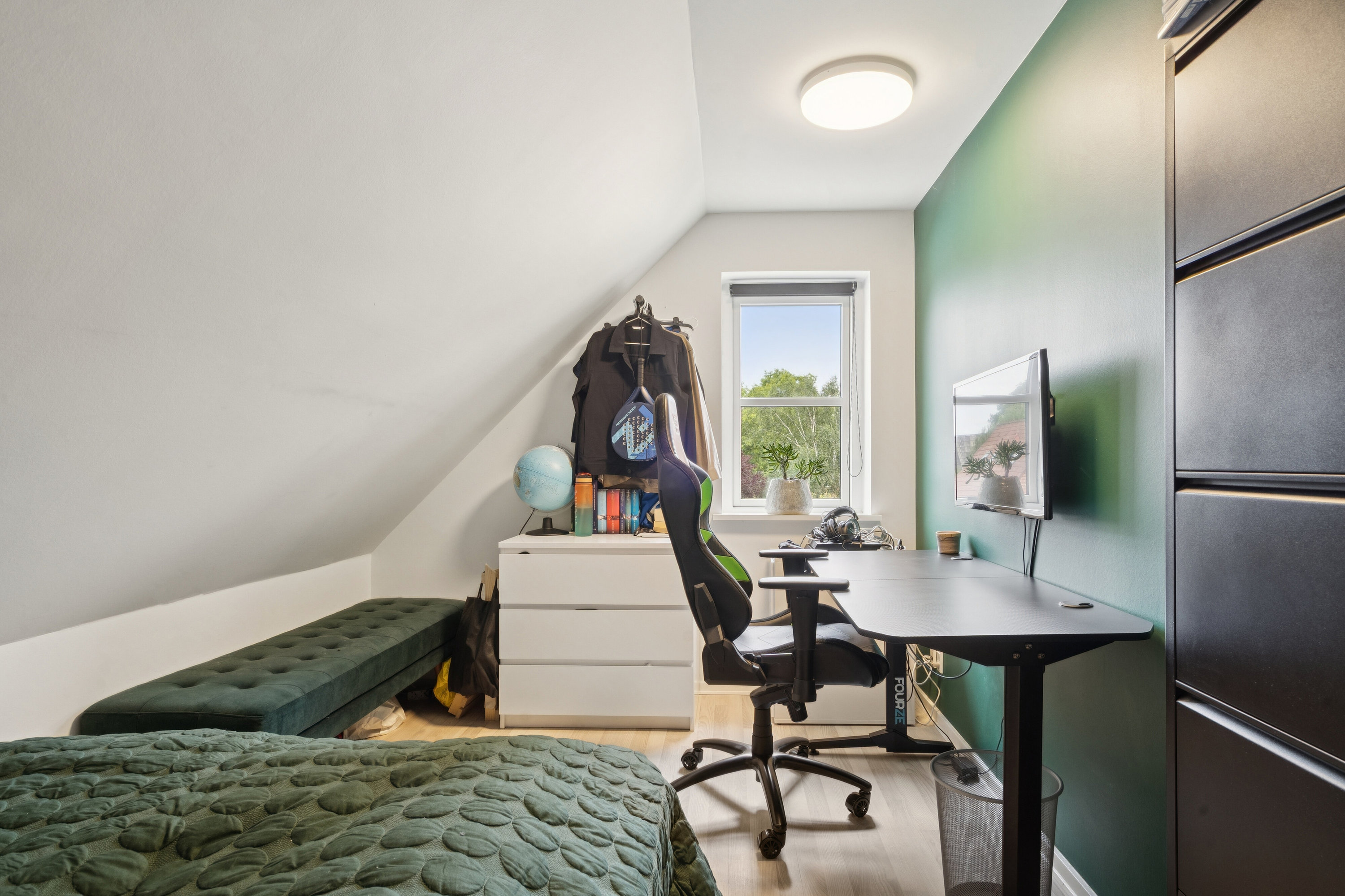 Fremhævet soveværelse billede i fuldskærmstilstand. Billede af Krybdalvej 8, 8620 Kjellerup