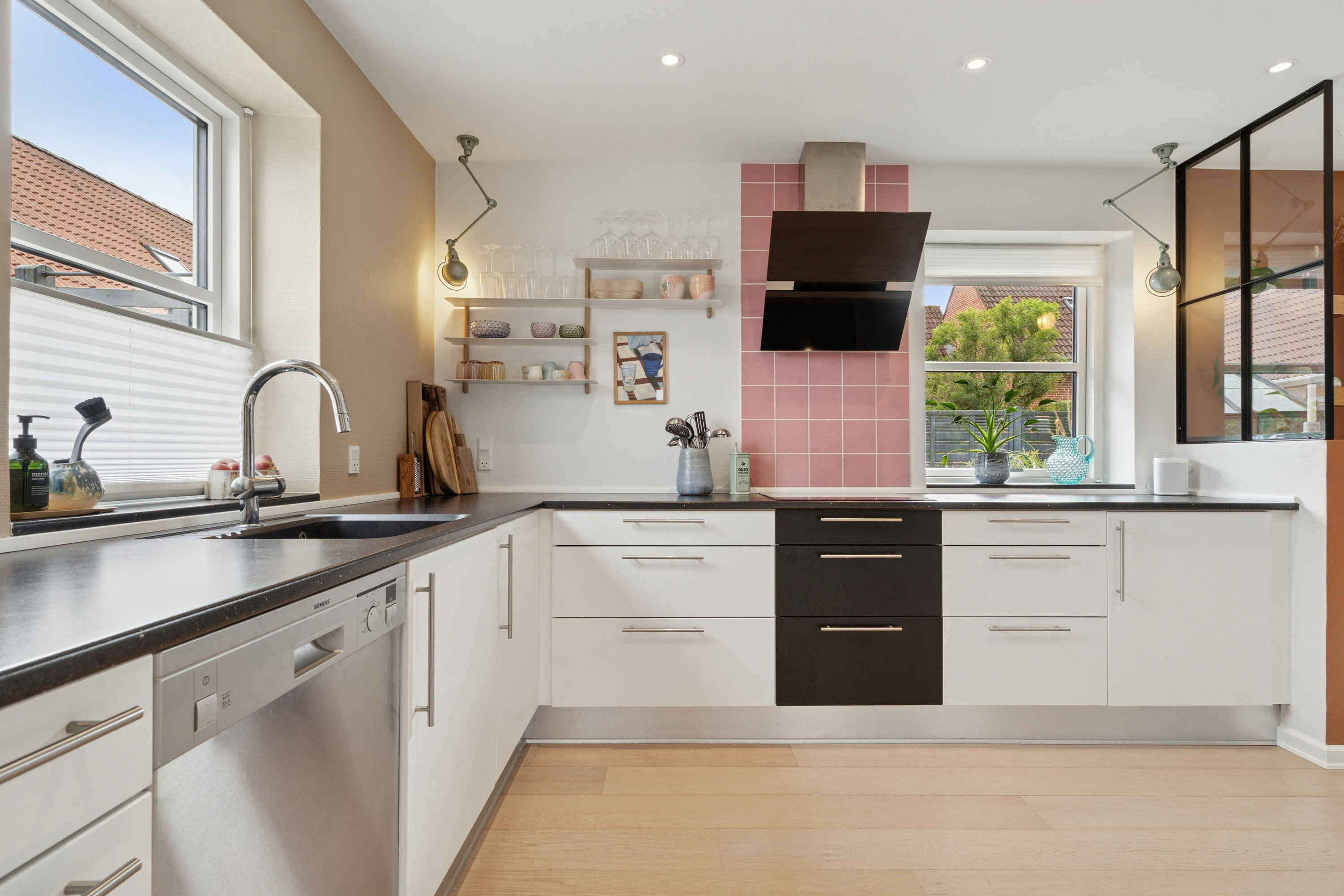 Miniaturebillede 2: køkken. Billede af Krybdalvej 8, 8620 Kjellerup