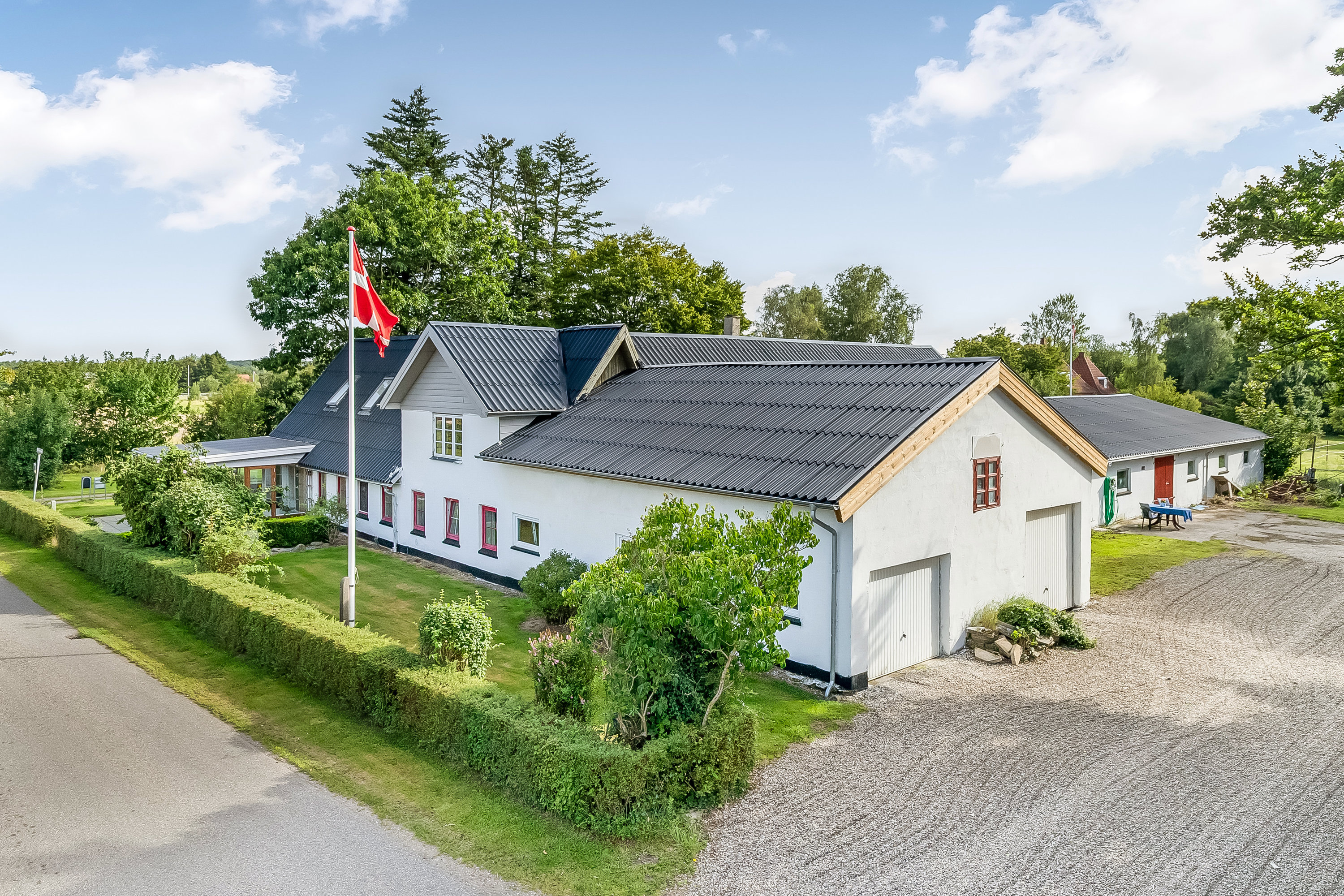 Fremhævet mastefoto billede i fuldskærmstilstand. Billede af Drenderupvej 12, Ødis Bramdr, 6580 Vamdrup