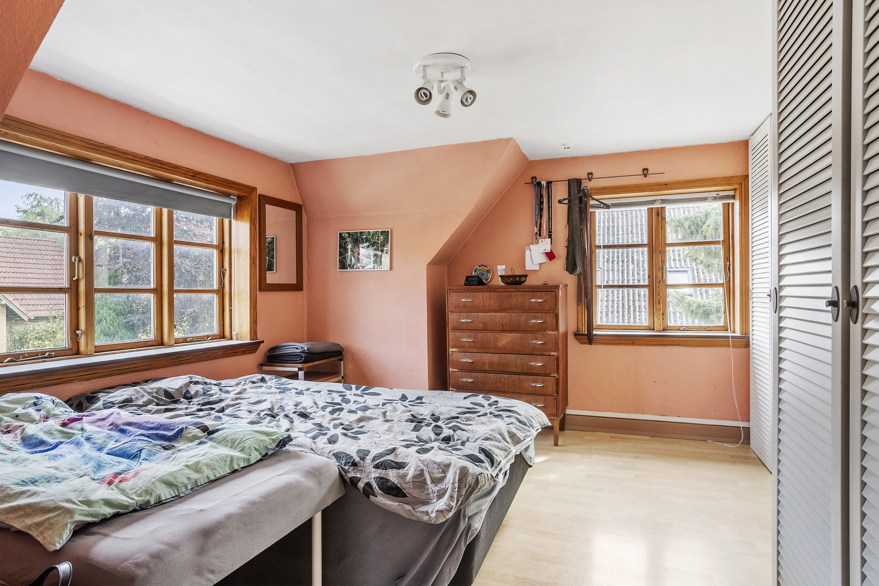 Fremhævet soveværelse billede i fuldskærmstilstand. Billede af Hovborgvej 37, Lindknud, 6650 Brørup