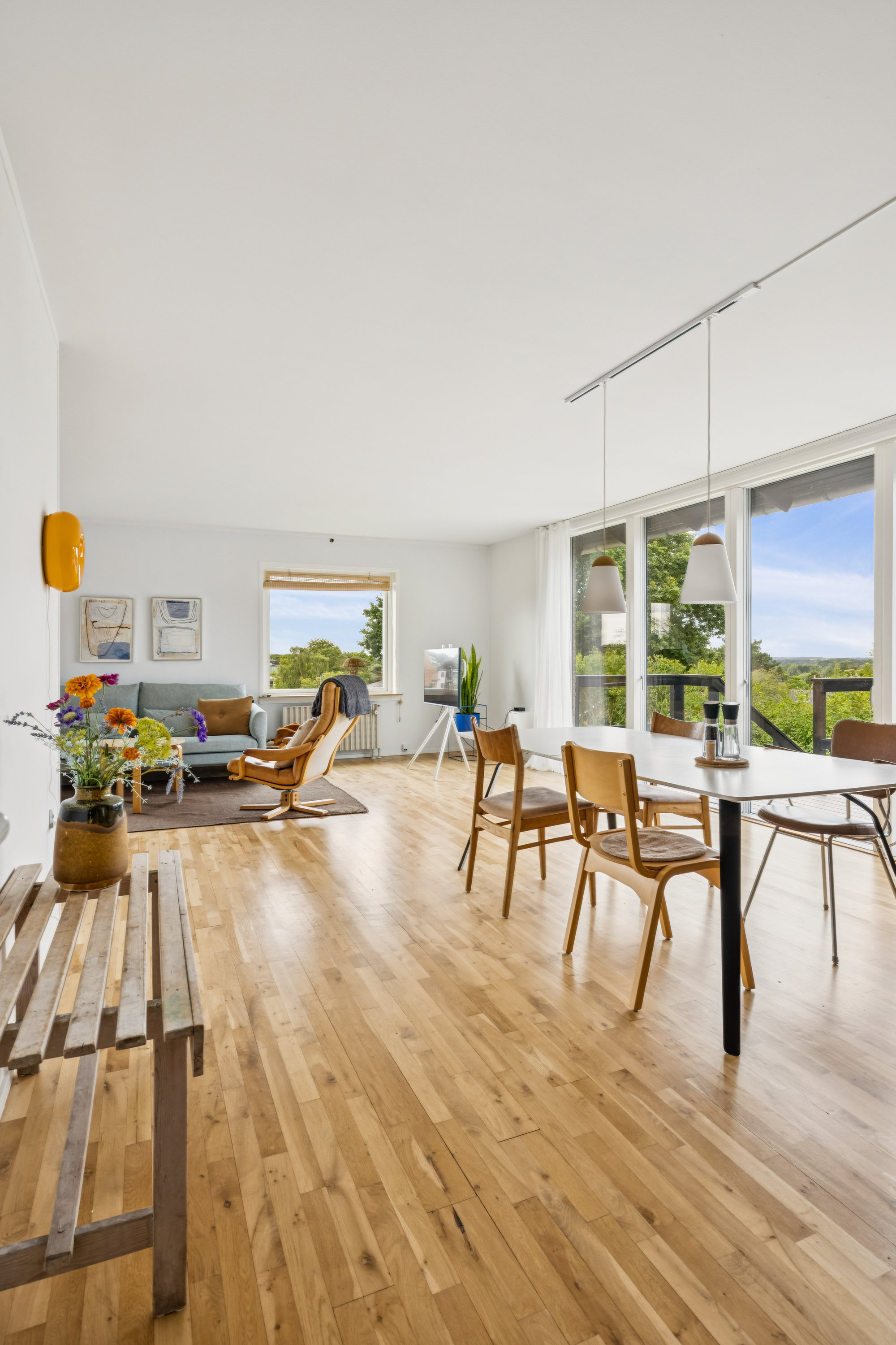 Fremhævet stue billede i fuldskærmstilstand. Billede af Tjørnebakken 3, 8500 Grenaa