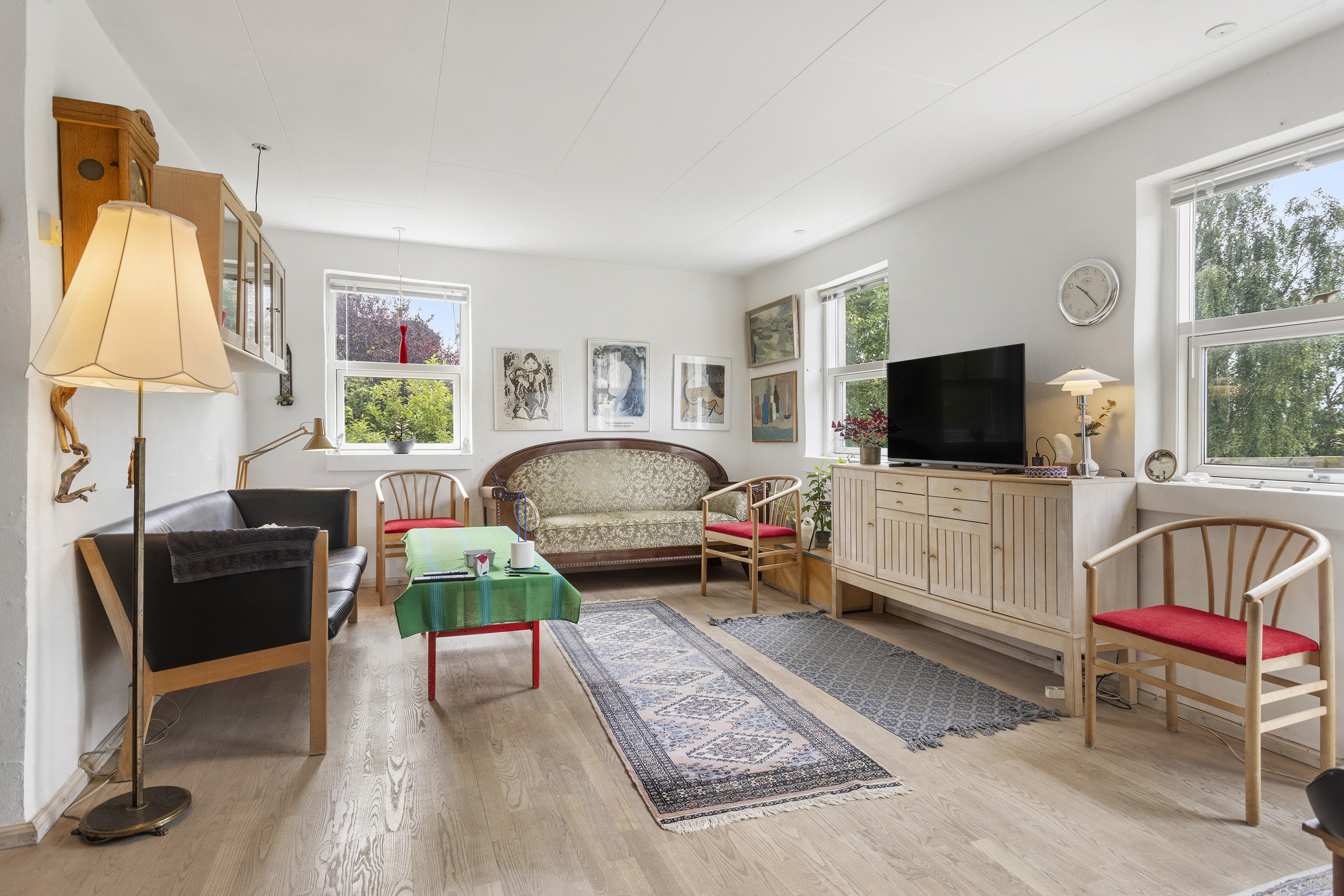 Fremhævet stue billede i fuldskærmstilstand. Billede af Hjørringvej 229, Thorshøj, 9750 Østervrå