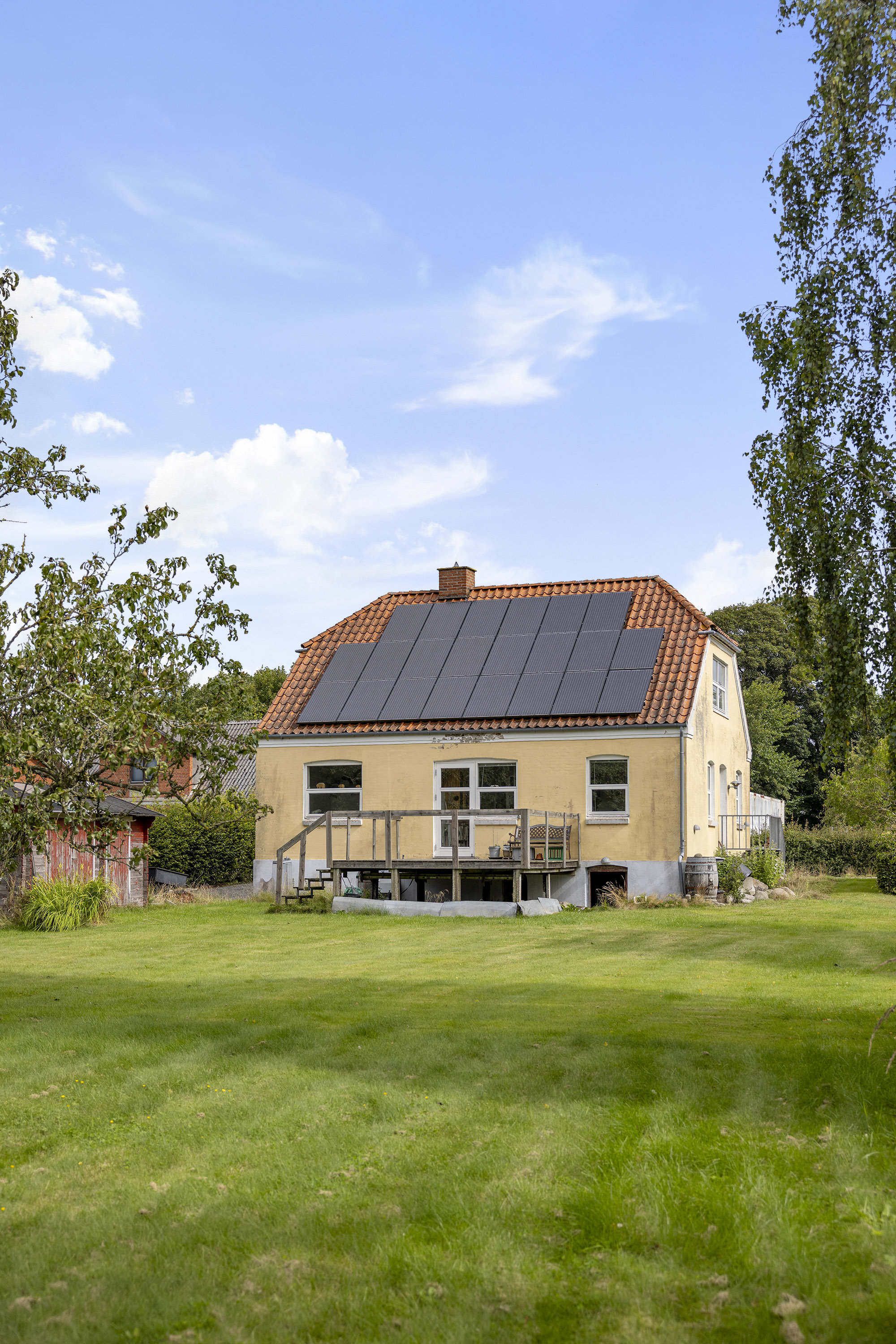 Fremhævet facade billede i fuldskærmstilstand. Billede af Hjørringvej 229, Thorshøj, 9750 Østervrå