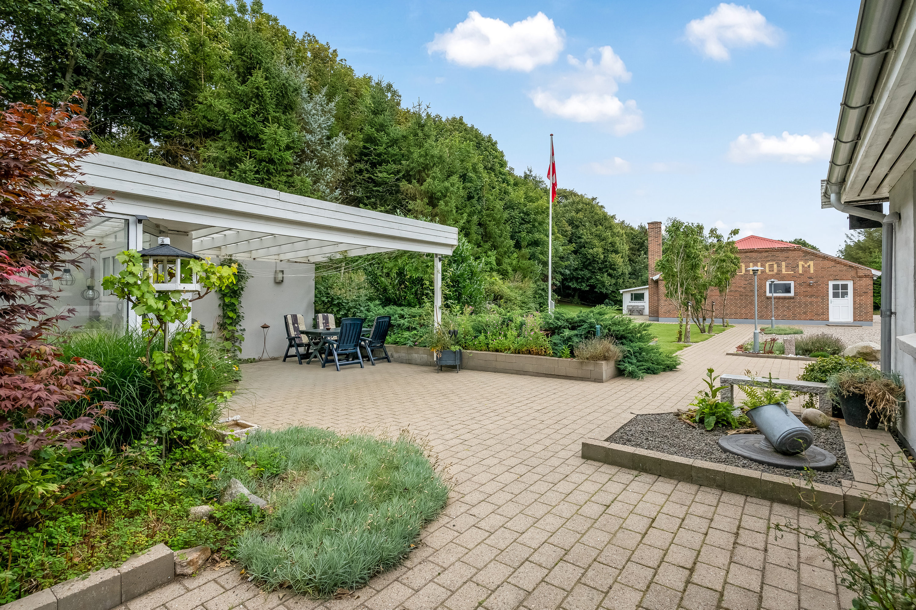 Fremhævet terrasse billede i fuldskærmstilstand. Billede af Broholmvej 9, Resen, 7600 Struer