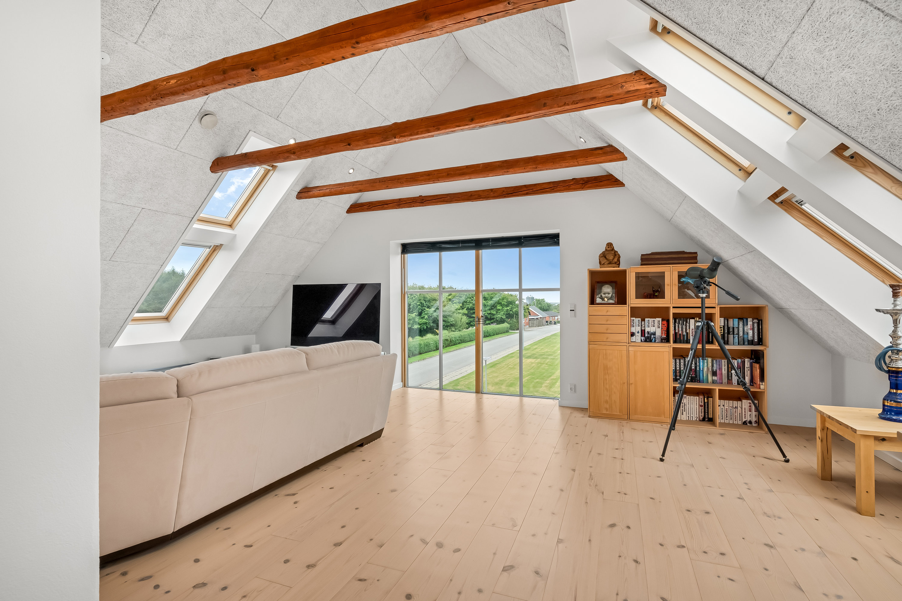 Fremhævet stue billede i fuldskærmstilstand. Billede af Havrevænget 8, 7650 Bøvlingbjerg