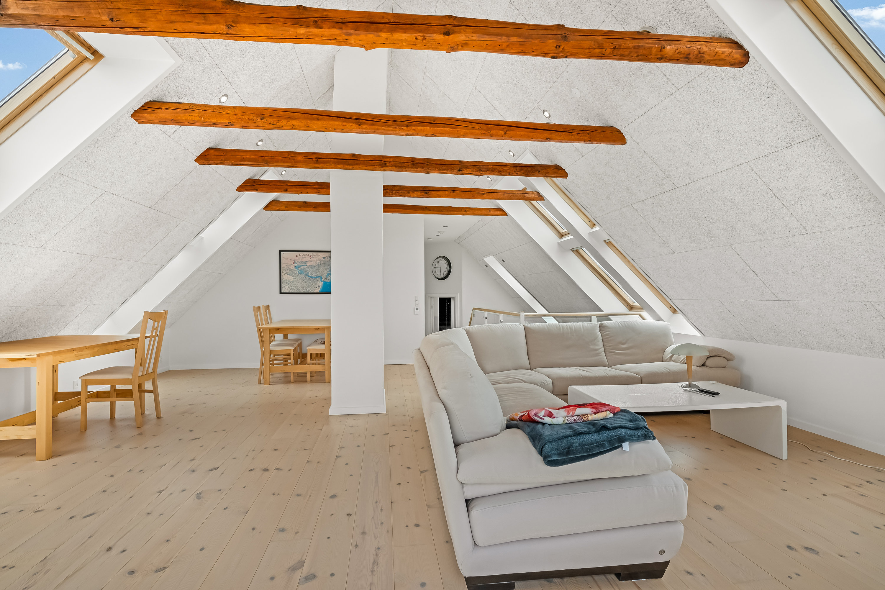 Fremhævet stue billede i fuldskærmstilstand. Billede af Havrevænget 8, 7650 Bøvlingbjerg