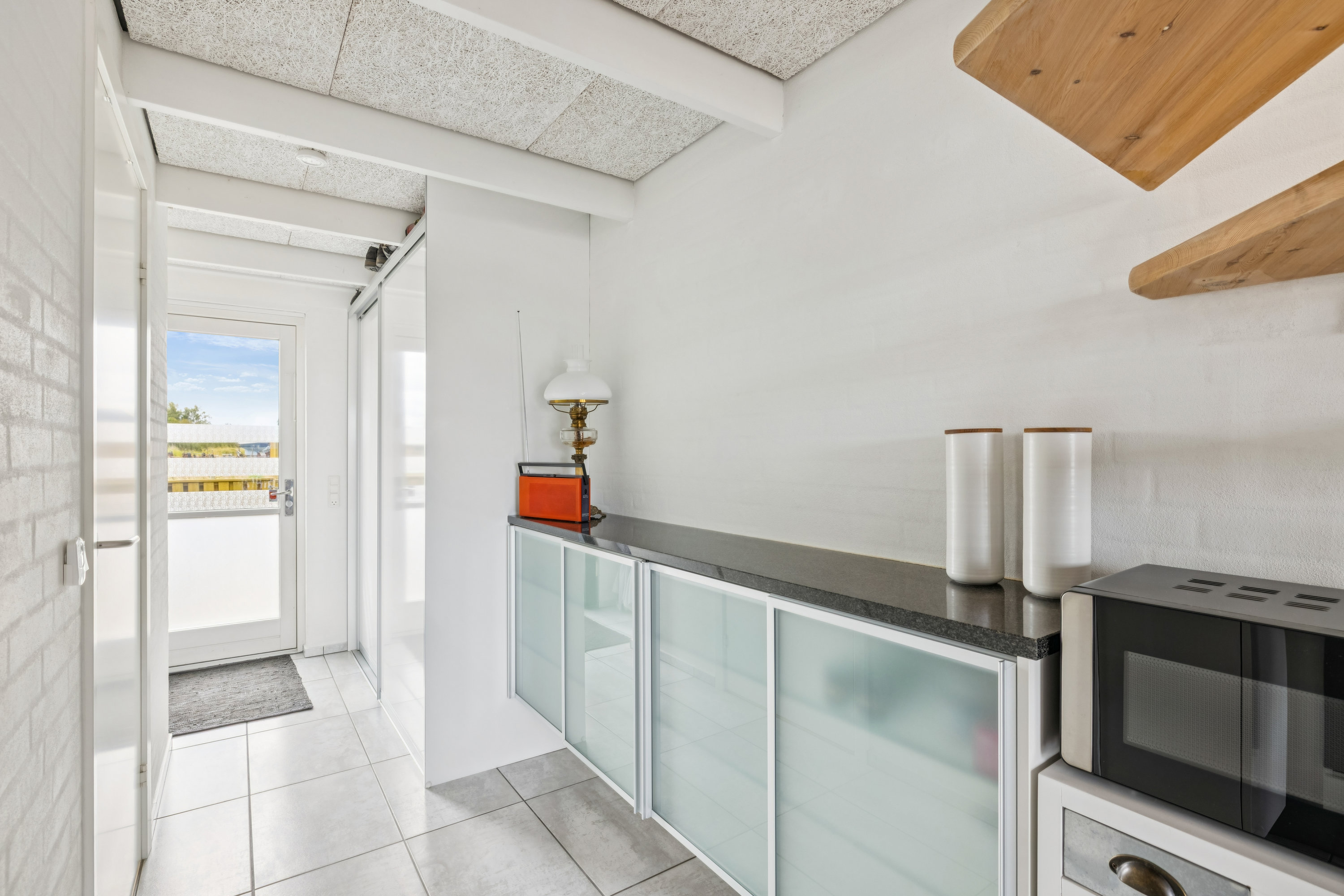 Fremhævet køkken billede i fuldskærmstilstand. Billede af Vestre Mole 18, Bønnerup Strand, 8585 Glesborg