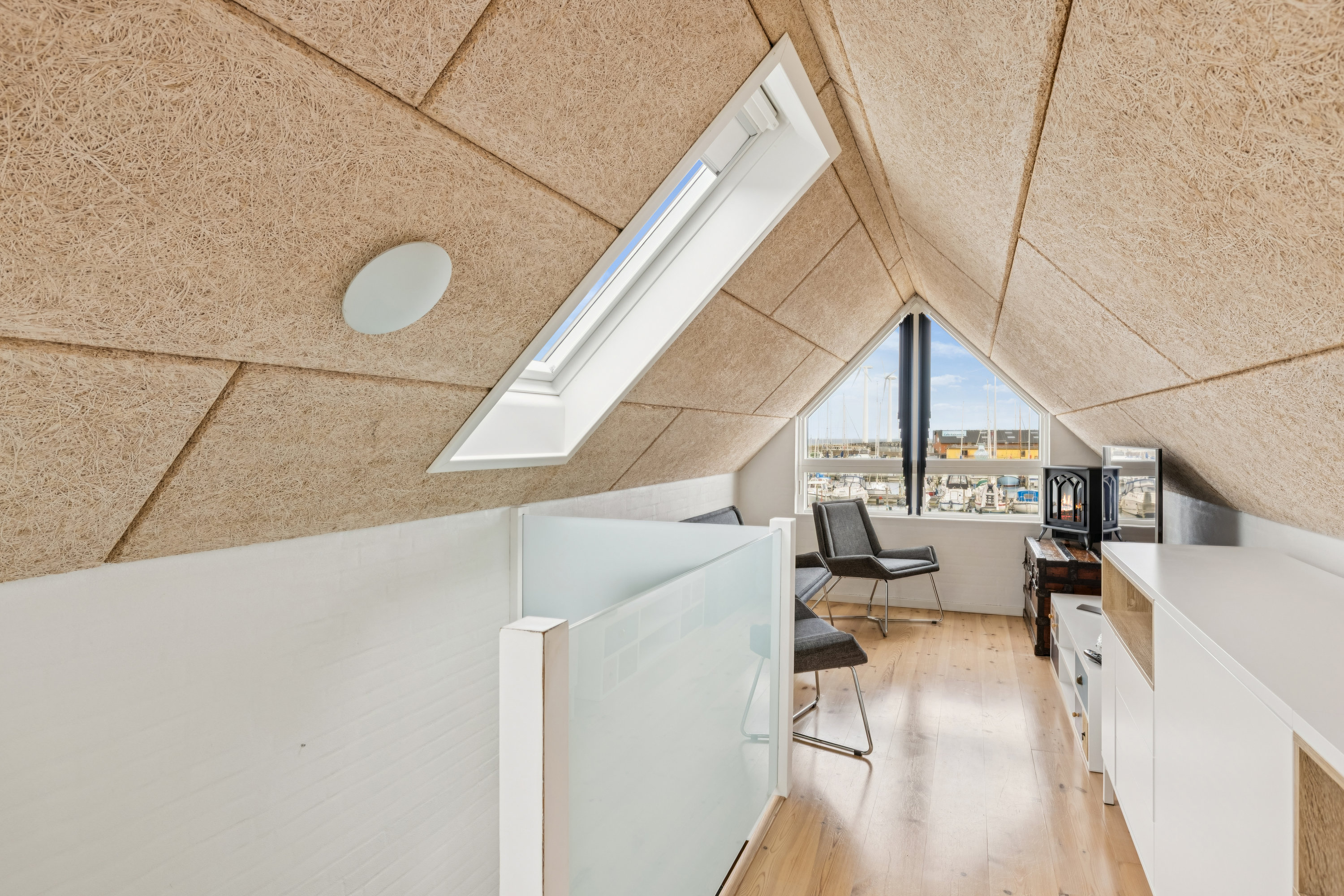 Fremhævet køkken billede i fuldskærmstilstand. Billede af Vestre Mole 18, Bønnerup Strand, 8585 Glesborg