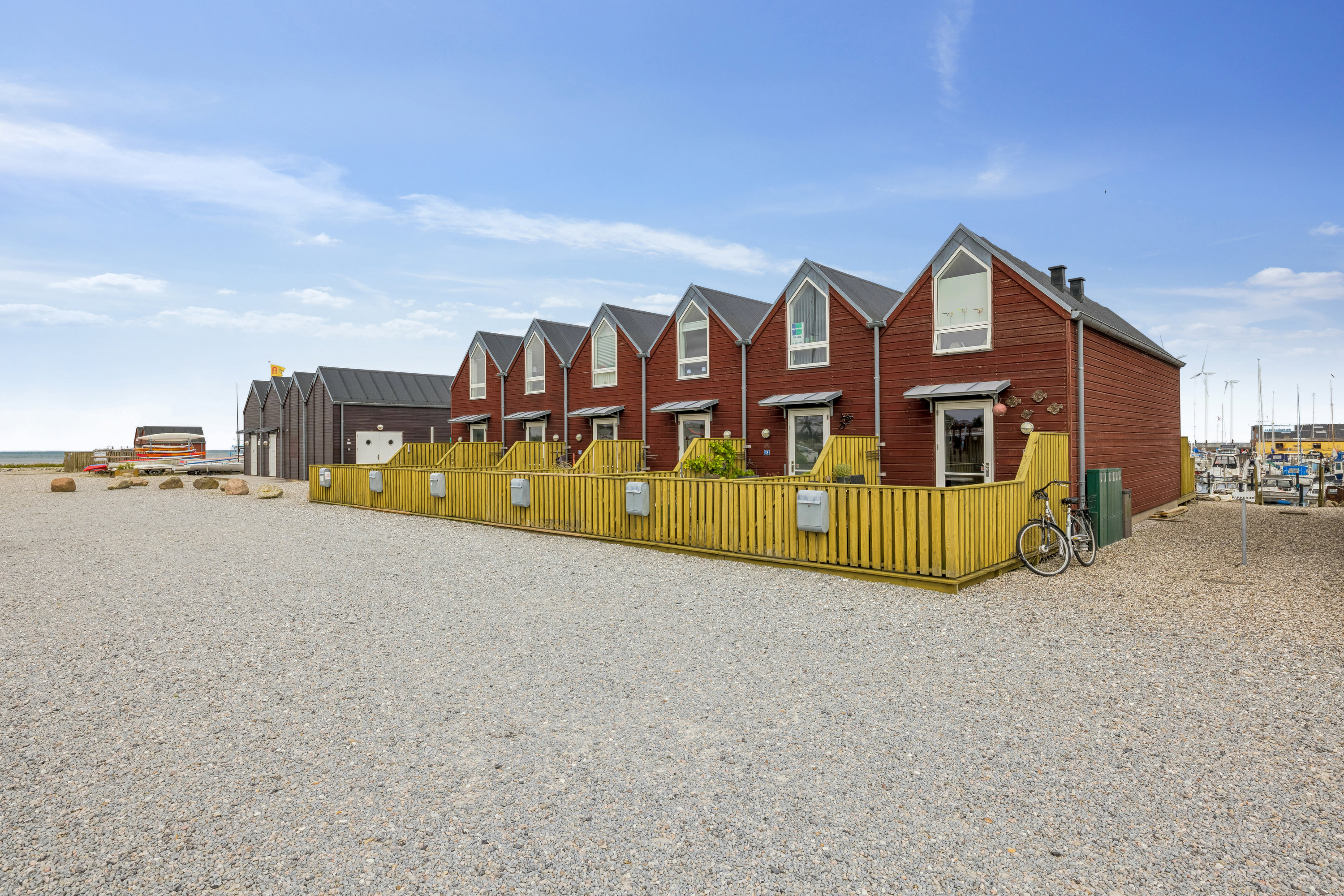 Fremhævet ejendom 1 billede i fuldskærmstilstand. Billede af Vestre Mole 18, Bønnerup Strand, 8585 Glesborg