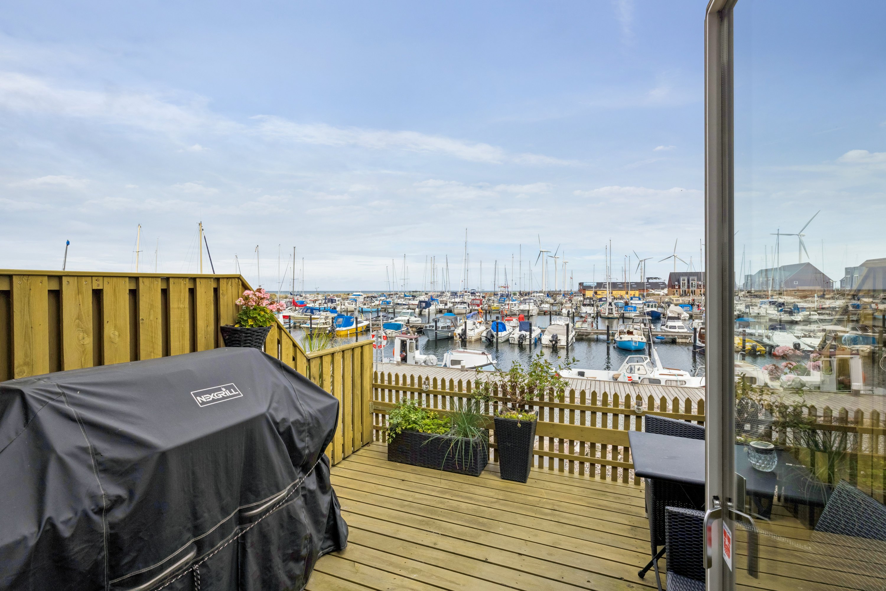 Miniaturebillede 2: udsigt. Billede af Vestre Mole 18, Bønnerup Strand, 8585 Glesborg