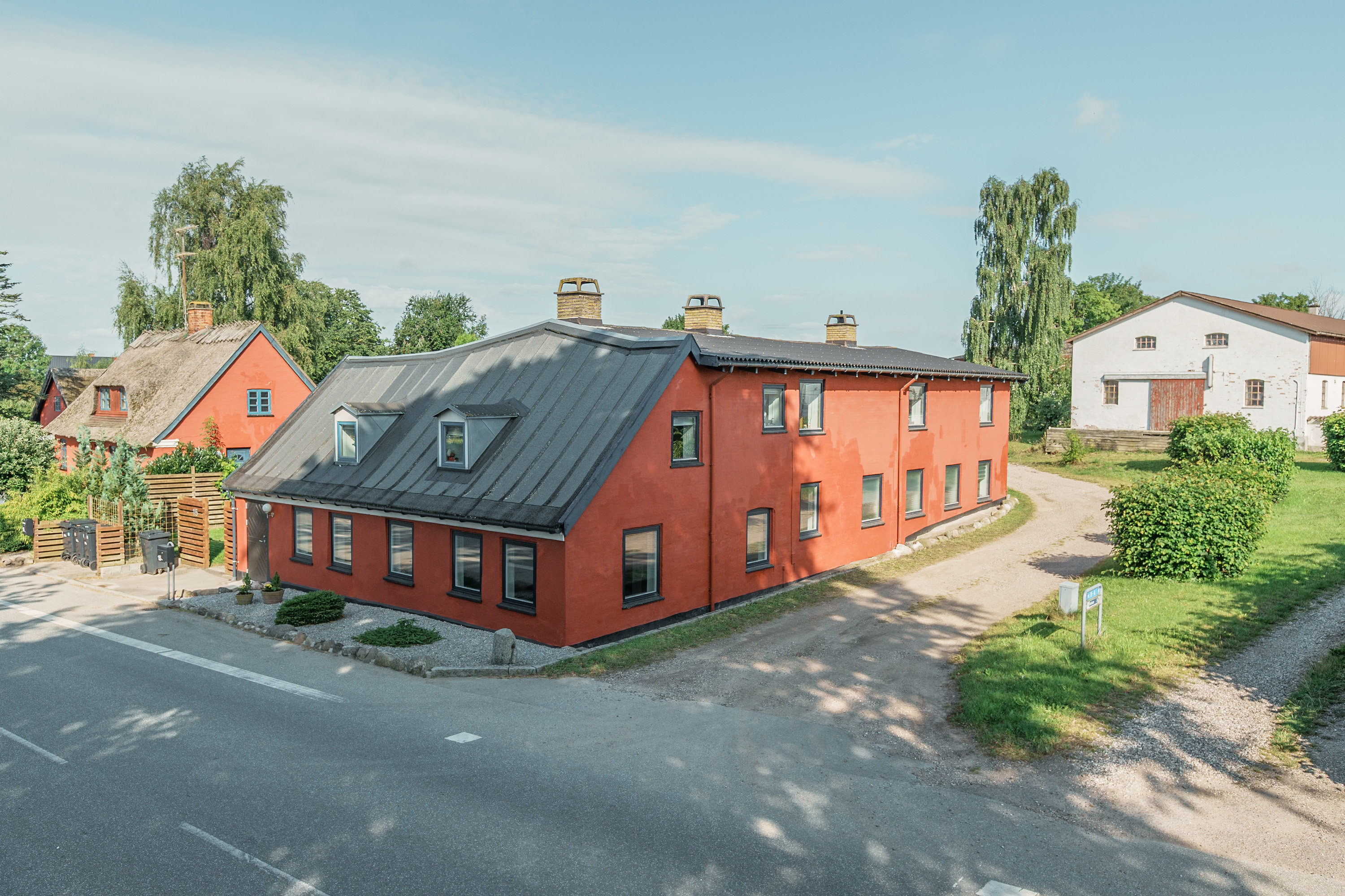 Fremhævet ude billede i fuldskærmstilstand. Billede af Smørum Bygade 15, Smørumovre, 2765 Smørum