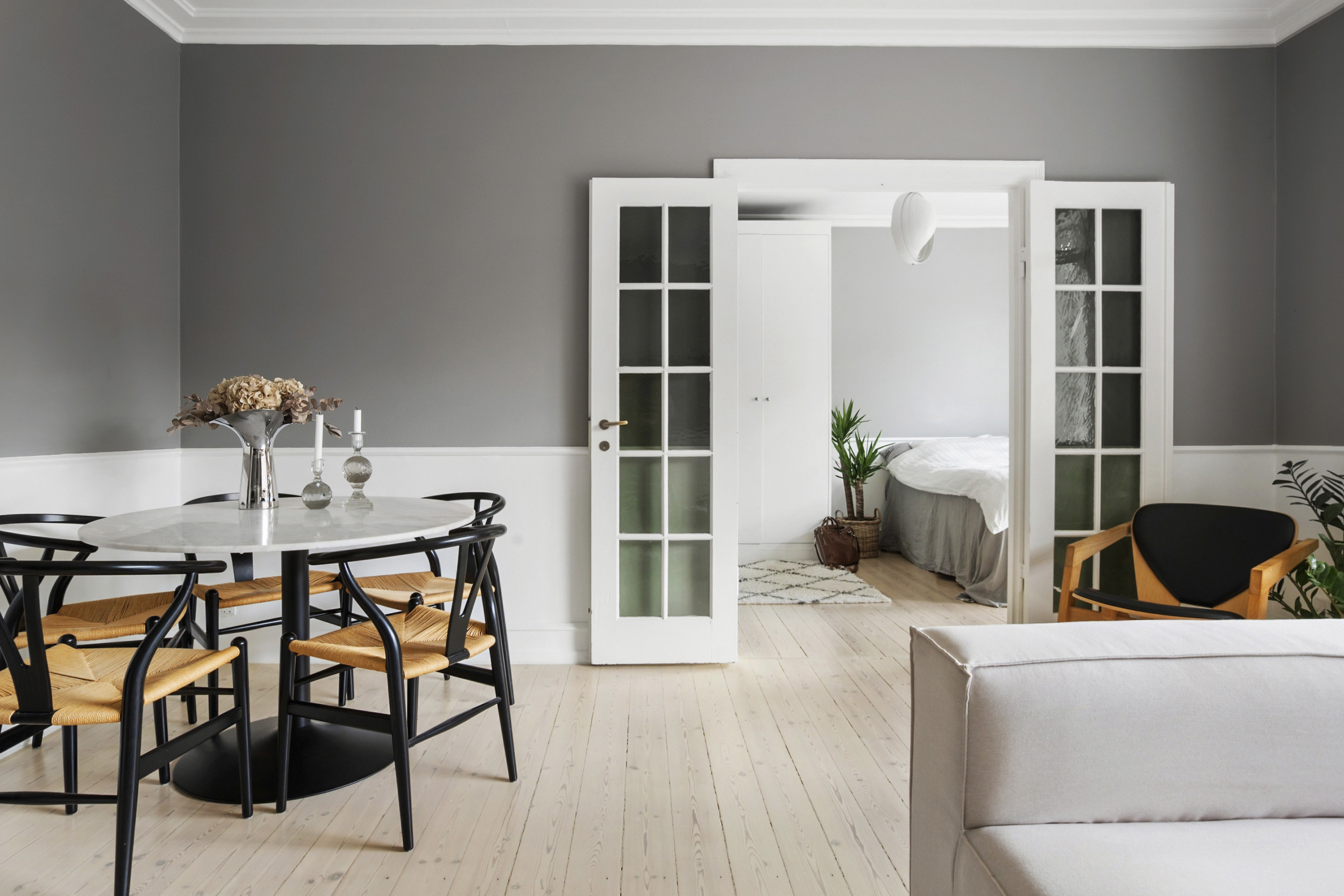 Fremhævet stue billede i fuldskærmstilstand. Billede af Ordrupvej 126A, 1. 4., 2920 Charlottenlund