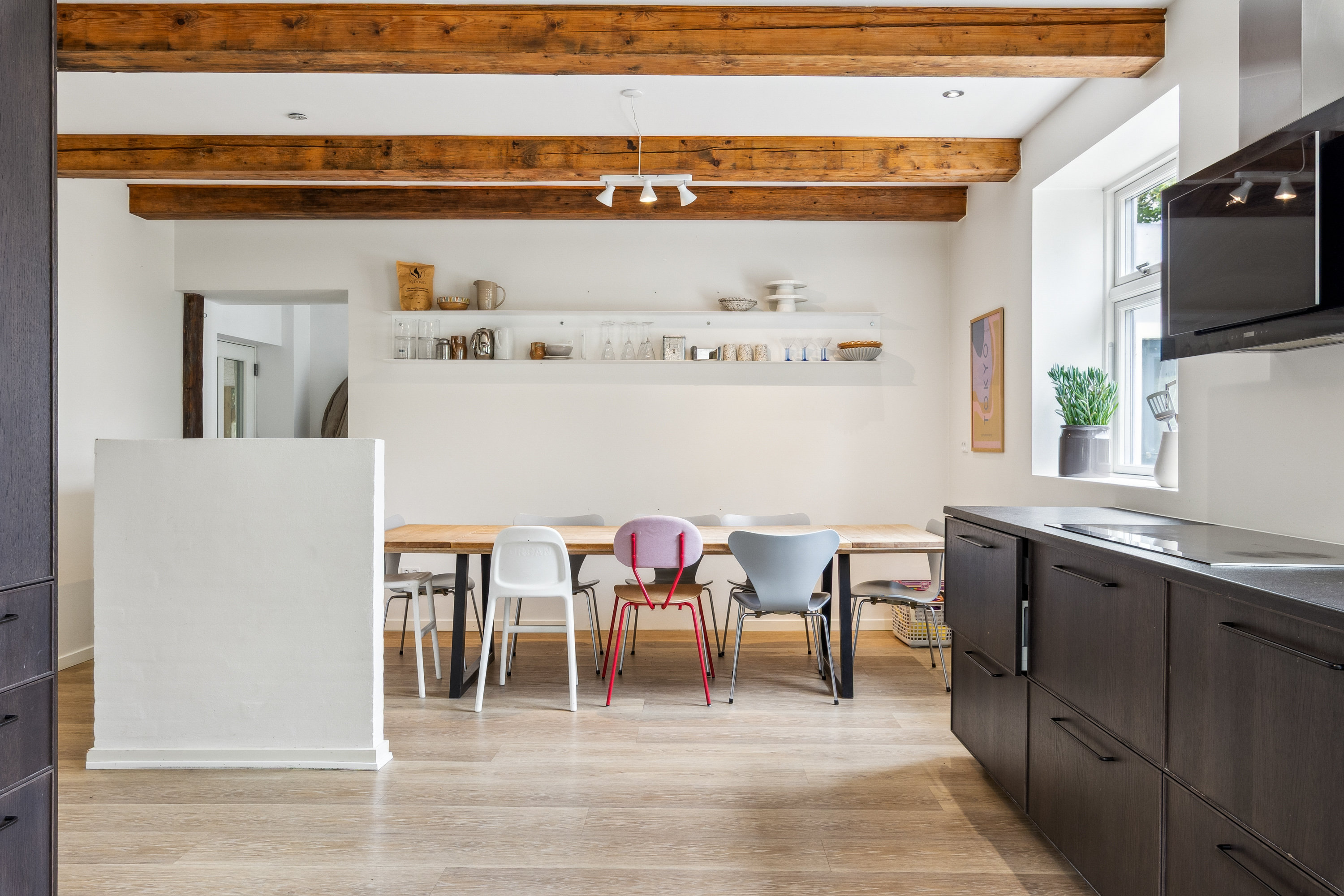 Fremhævet køkken billede i fuldskærmstilstand. Billede af Dr. Madsensvej 11, Harridslev, 8930 Randers NØ