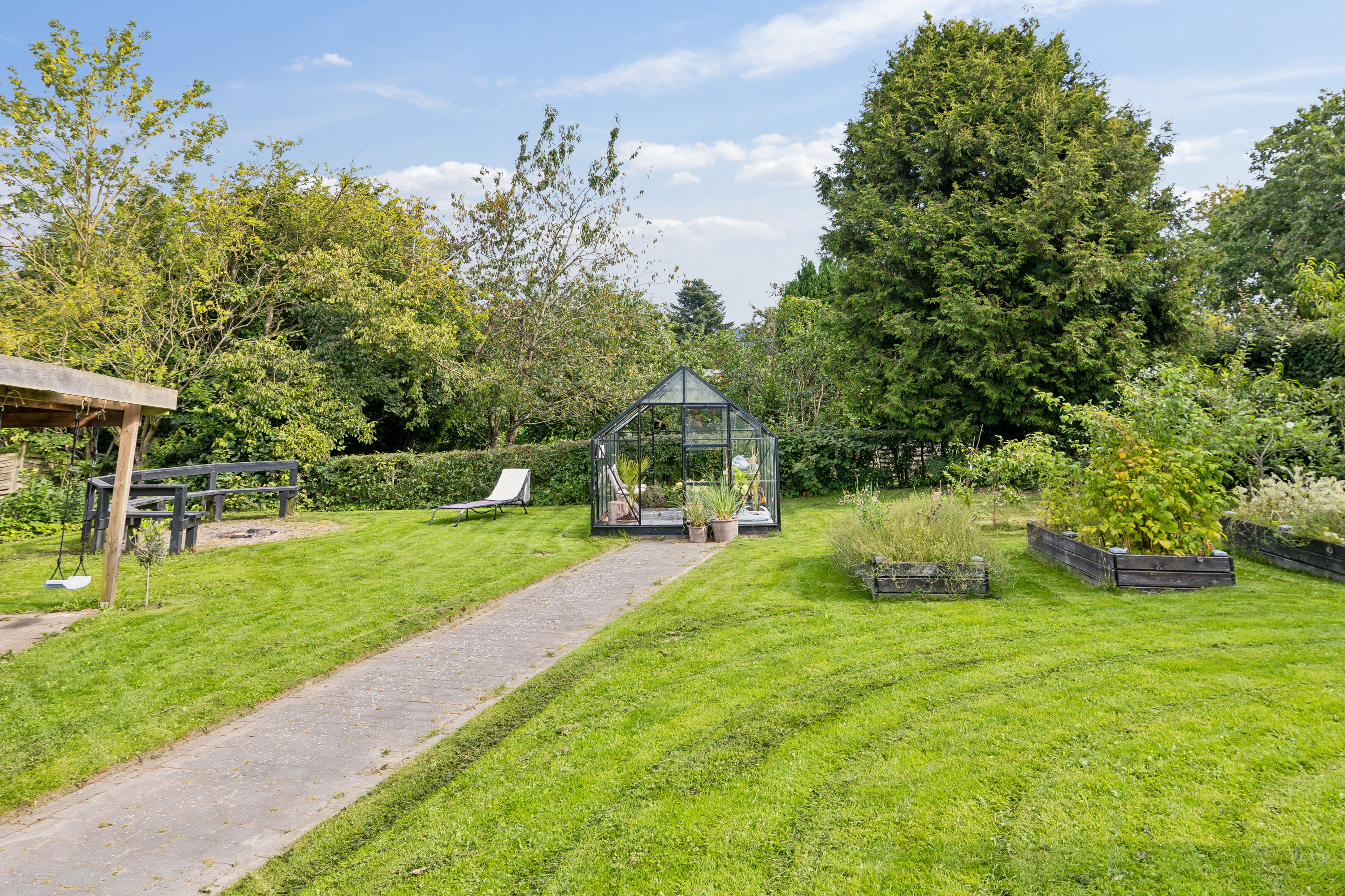 Fremhævet have billede i fuldskærmstilstand. Billede af Dr. Madsensvej 11, Harridslev, 8930 Randers NØ