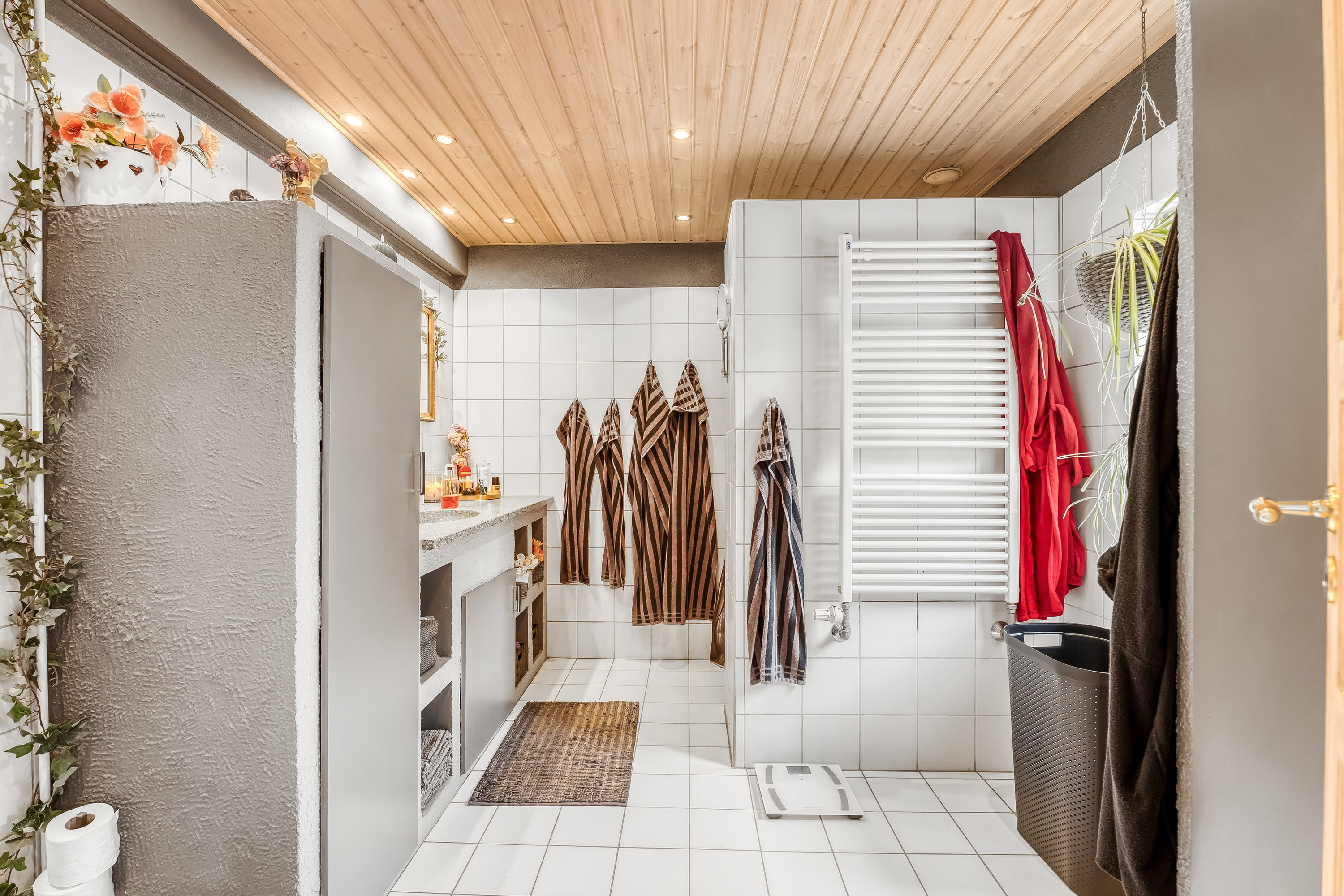 Fremhævet gang billede i fuldskærmstilstand. Billede af Ågabsvej 17, 4930 Maribo