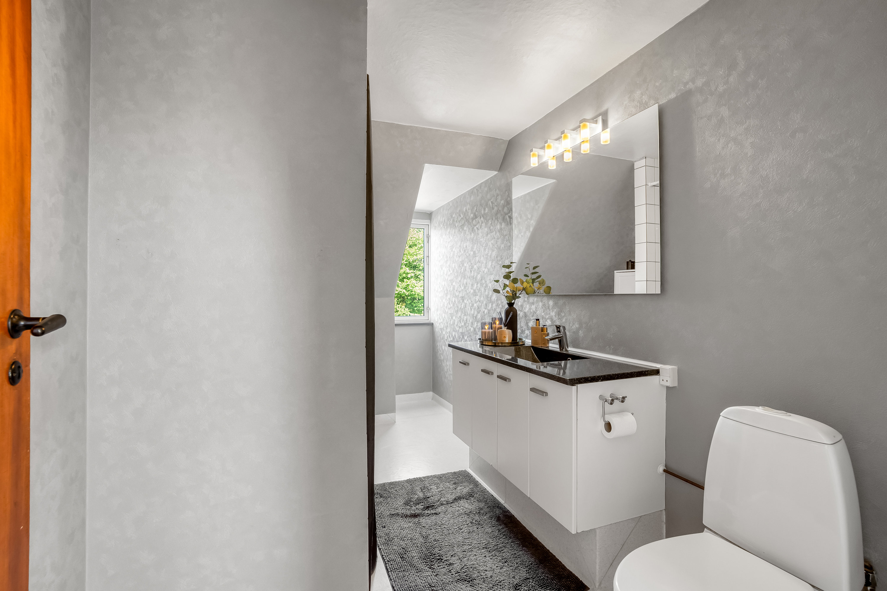 Fremhævet badeværelse billede i fuldskærmstilstand. Billede af Vestre Landevej 106, 4951 Nørreballe