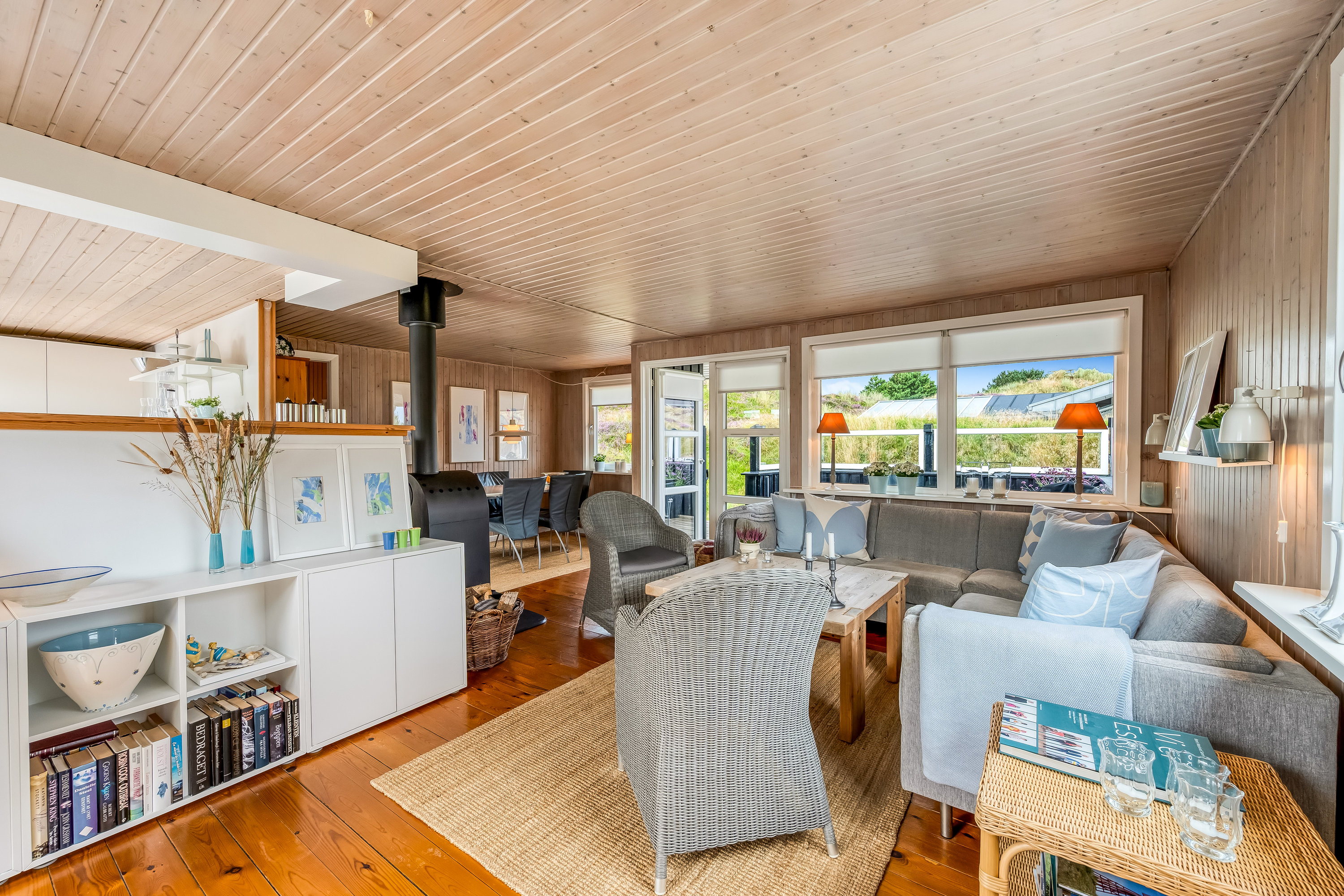 Fremhævet stue billede i fuldskærmstilstand. Billede af Vagtbjergvej 19, Rindby Strand, 6720 Fanø