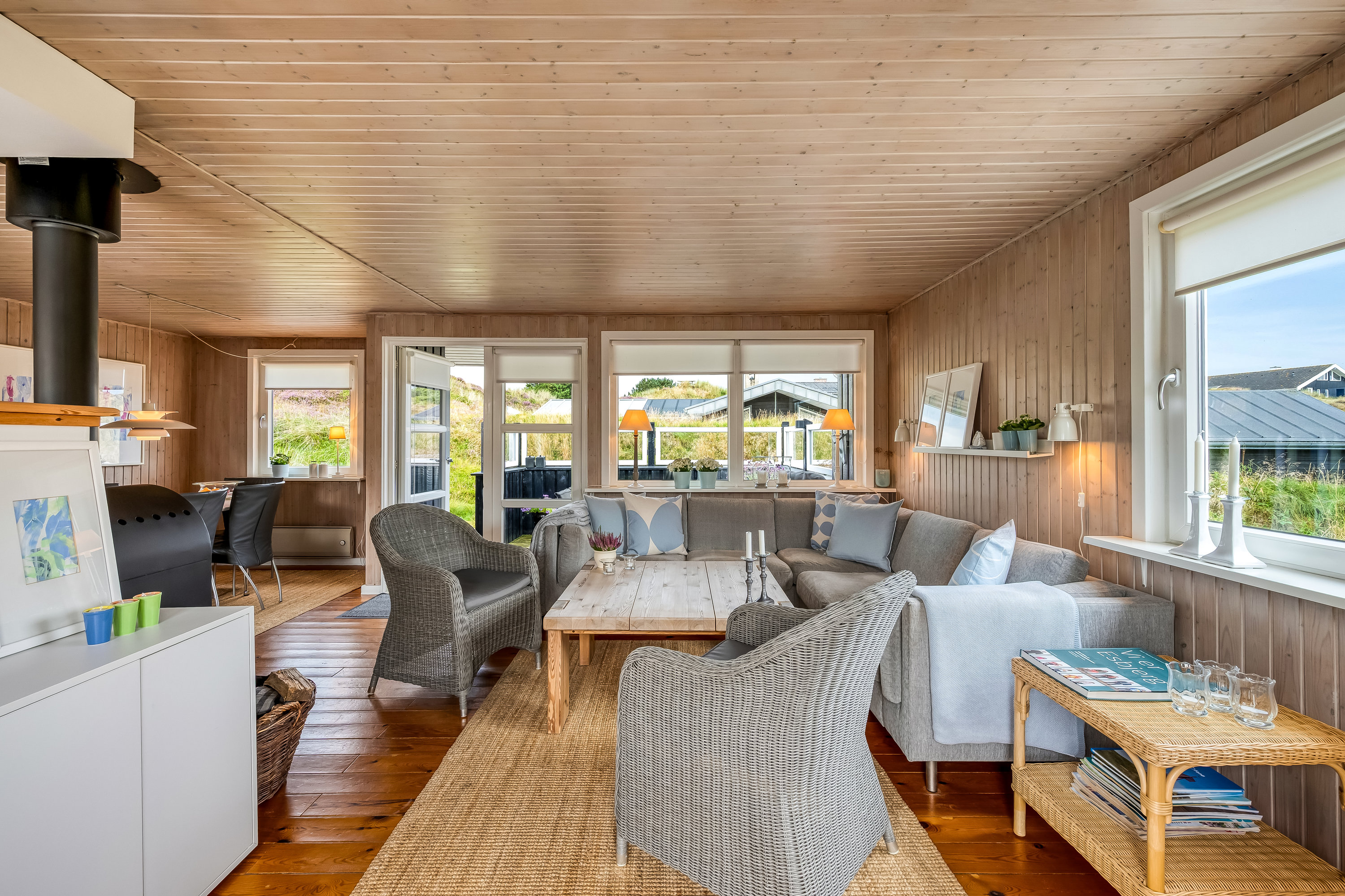 Fremhævet stue billede i fuldskærmstilstand. Billede af Vagtbjergvej 19, Rindby Strand, 6720 Fanø