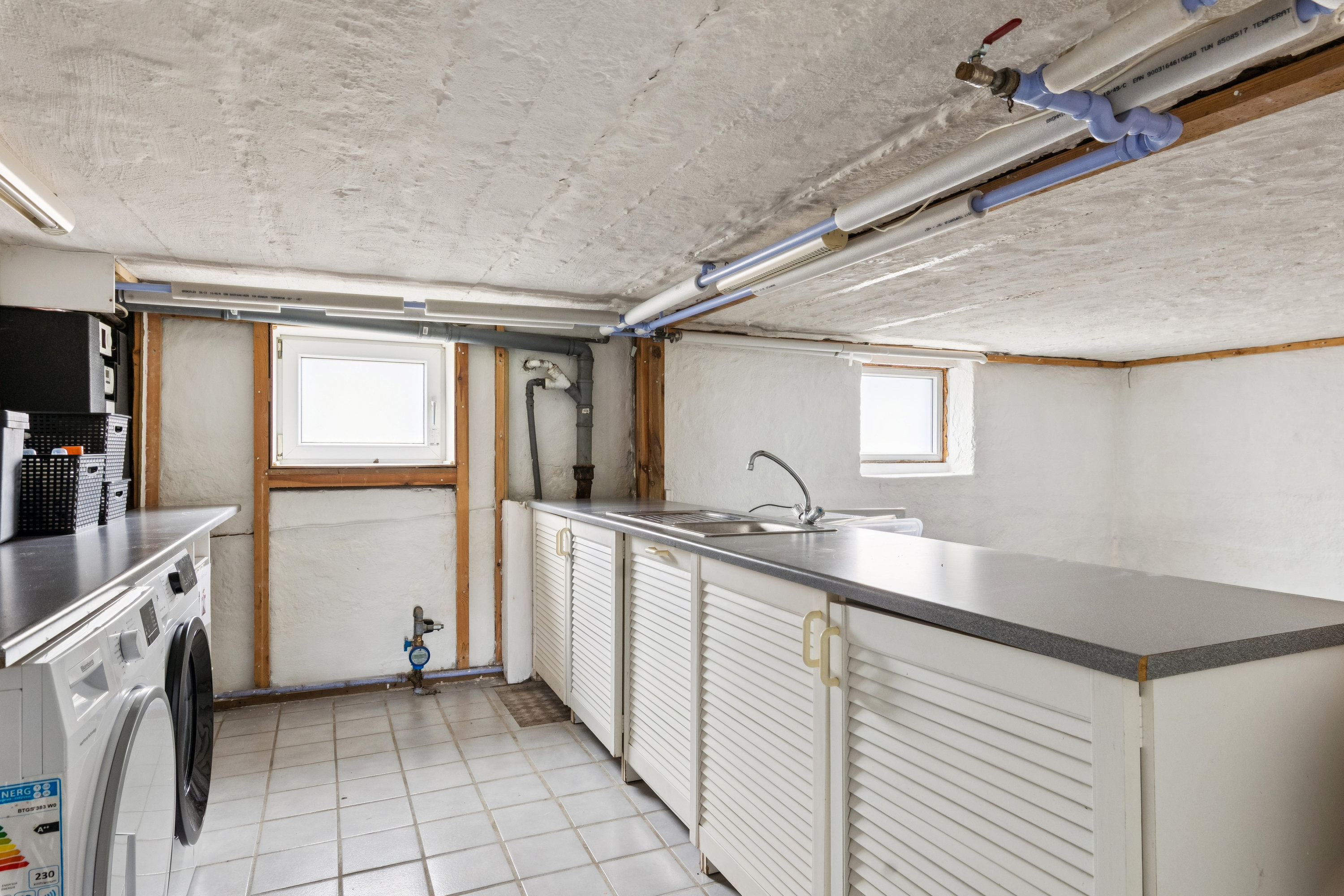 Fremhævet vaskerum billede i fuldskærmstilstand. Billede af Strandvej 1, 9560 Hadsund