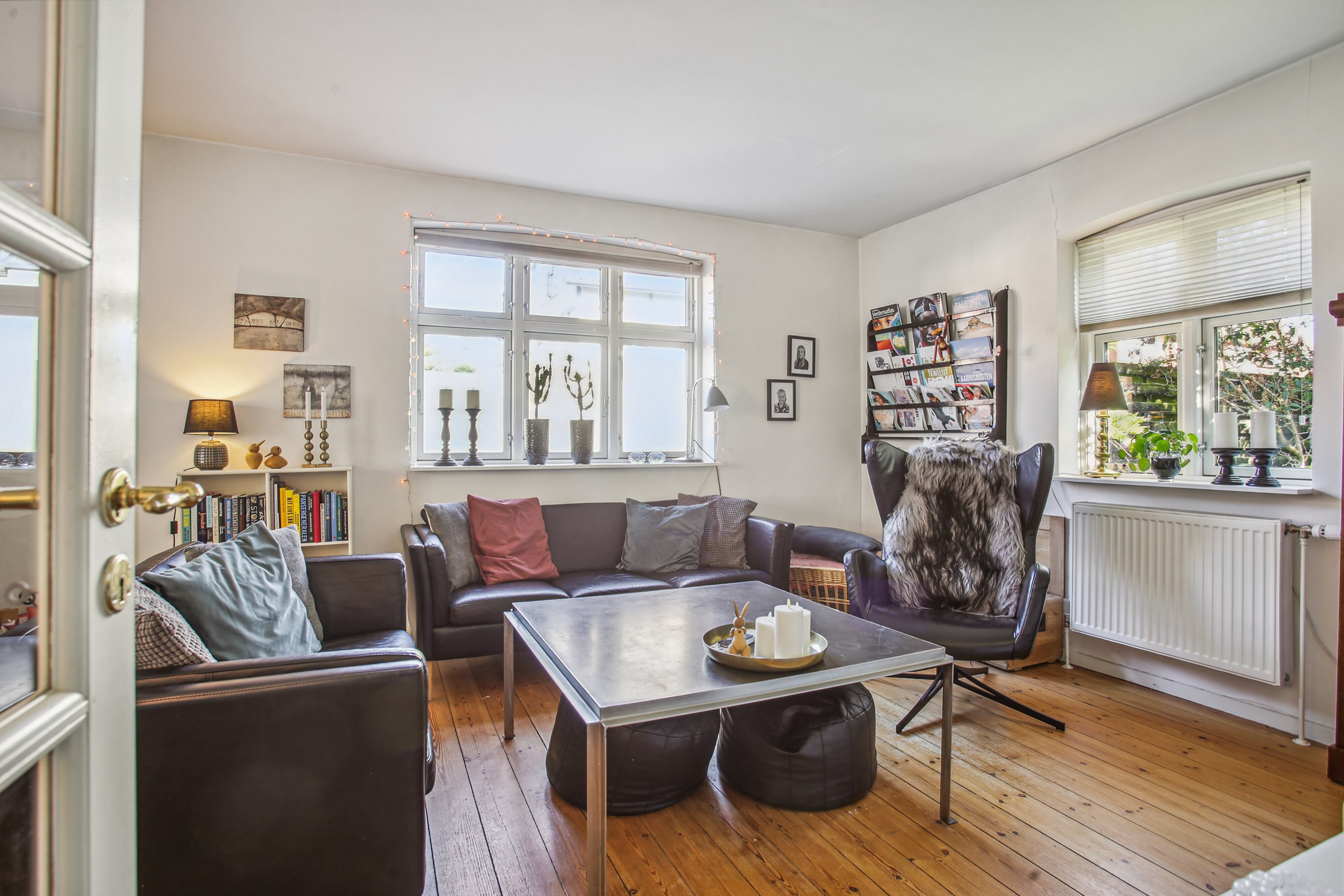 Fremhævet stue billede i fuldskærmstilstand. Billede af Asylgade 14, 8300 Odder