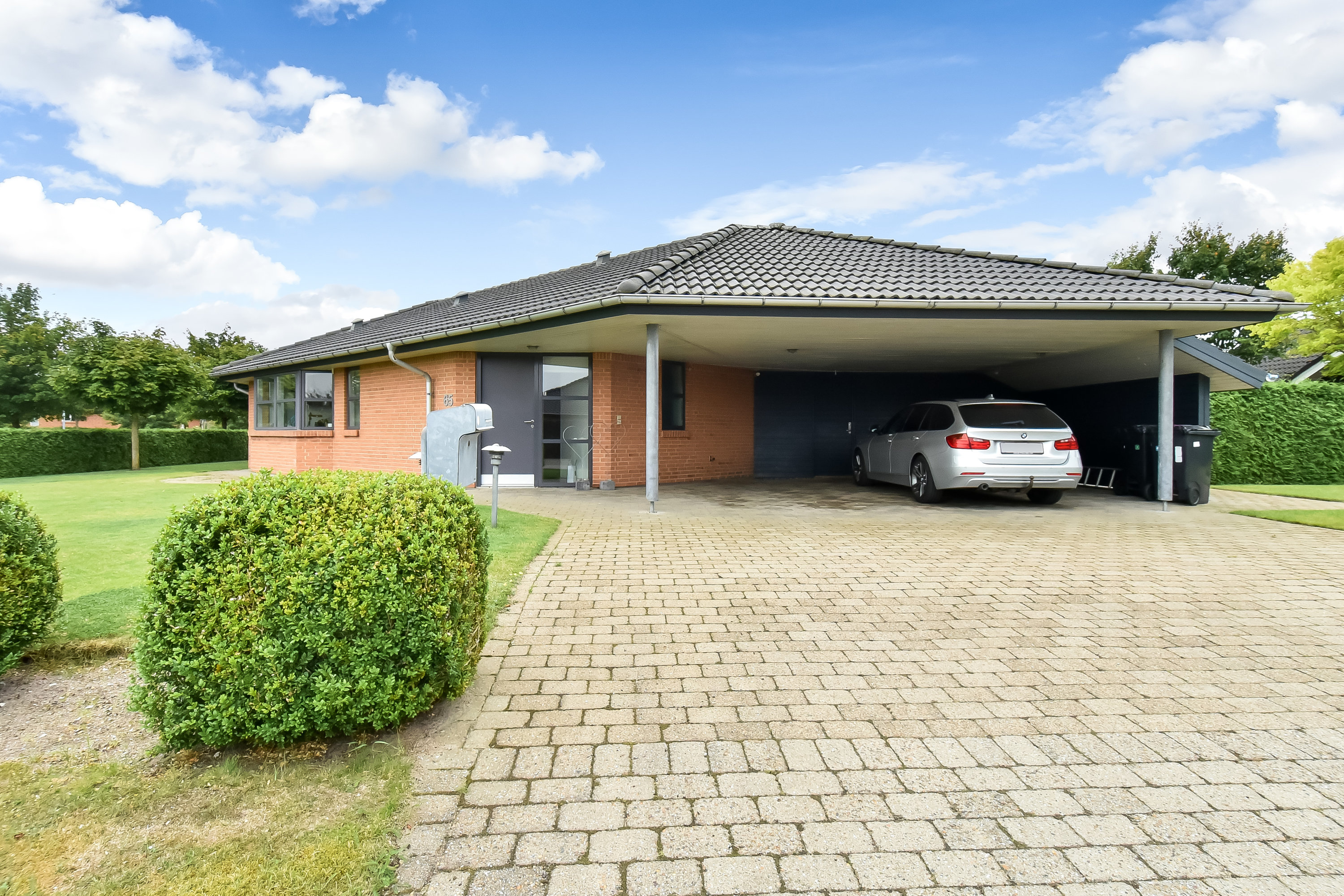 Fremhævet ejendommen billede i fuldskærmstilstand. Billede af Søvænget 65, 7451 Sunds