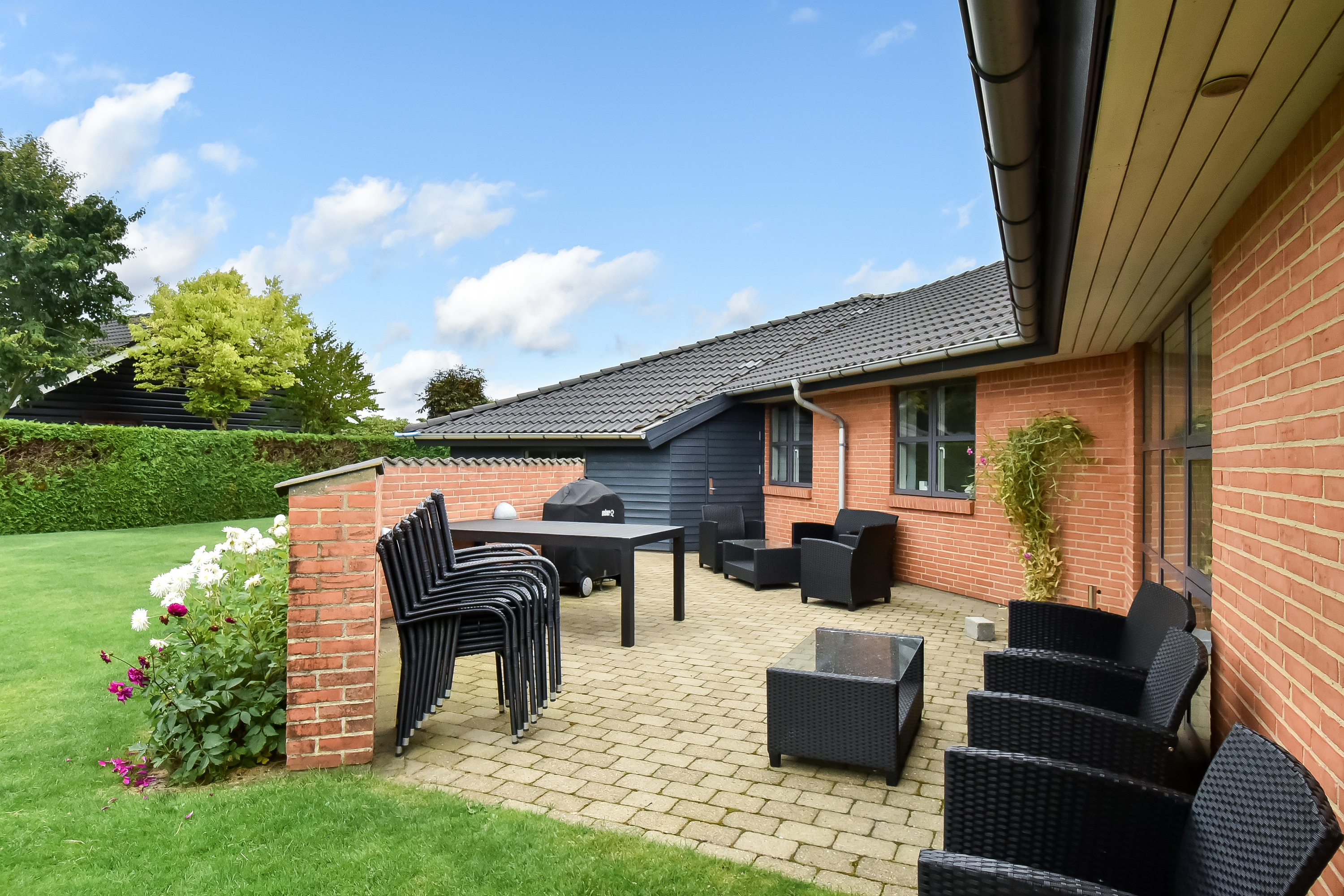 Fremhævet terrasse billede i fuldskærmstilstand. Billede af Søvænget 65, 7451 Sunds