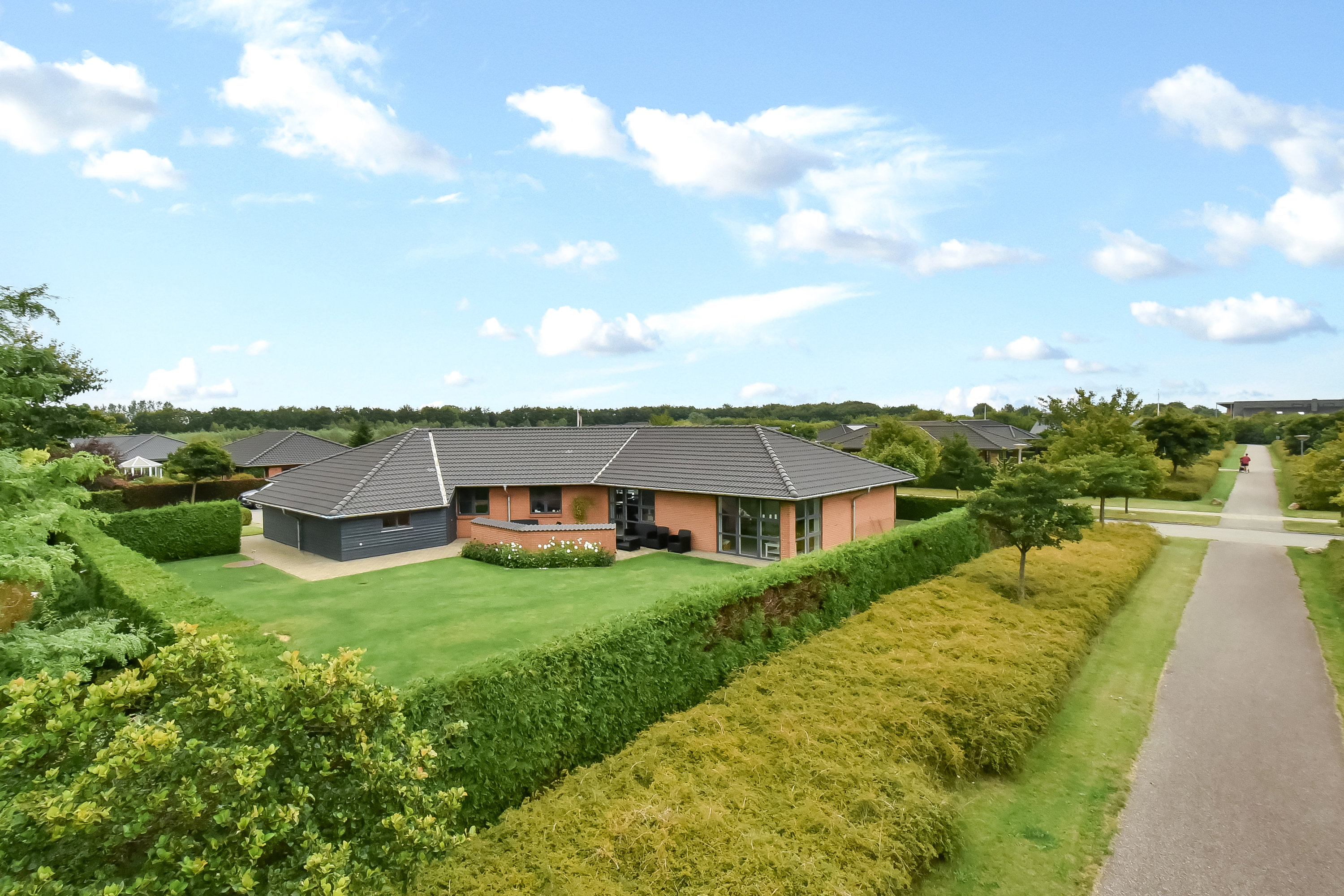 Fremhævet ejendommen billede i fuldskærmstilstand. Billede af Søvænget 65, 7451 Sunds