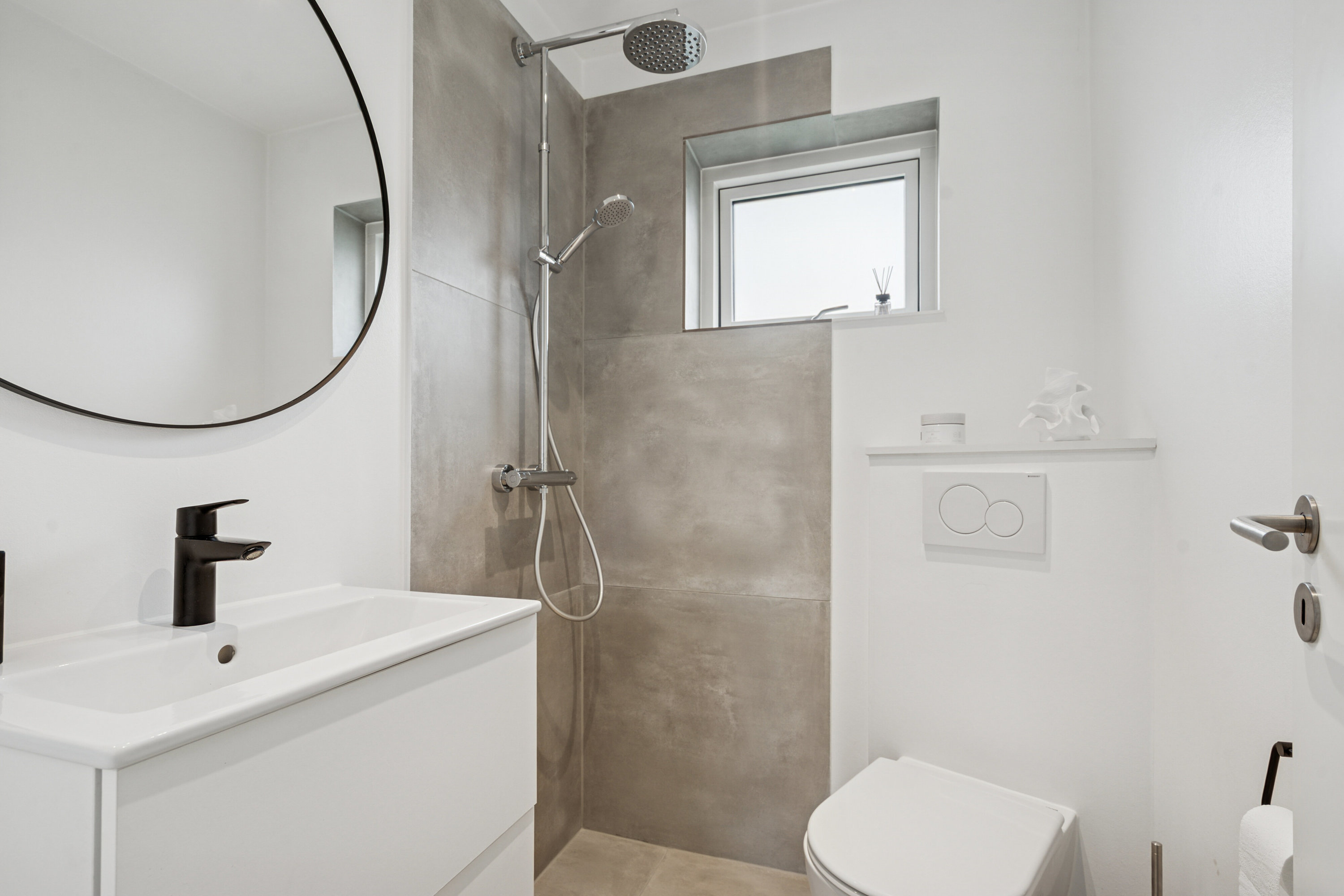 Fremhævet badeværelse billede i fuldskærmstilstand. Billede af Rantzausmindevej 122, 5700 Svendborg