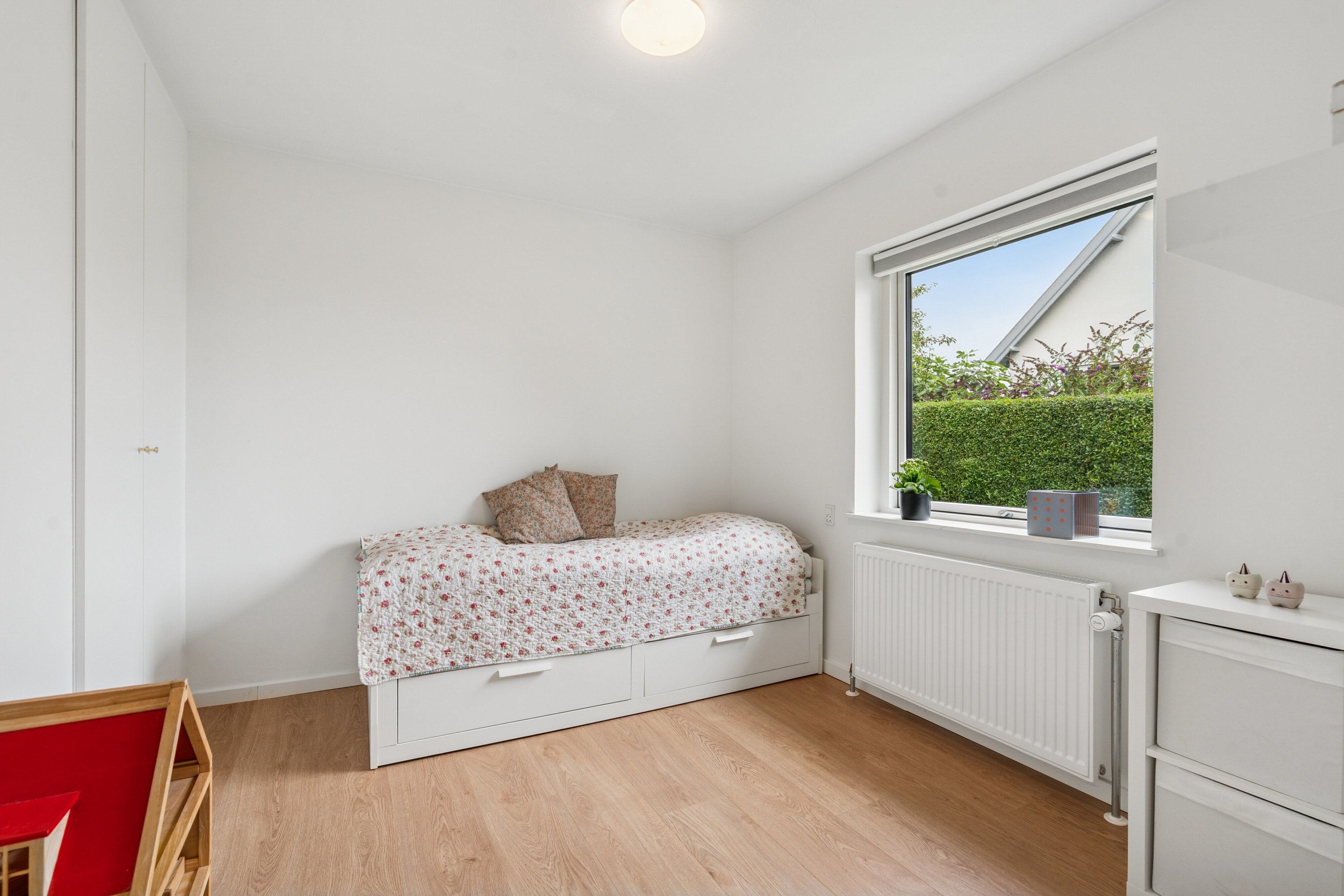 Fremhævet soveværelse billede i fuldskærmstilstand. Billede af Rantzausmindevej 122, 5700 Svendborg