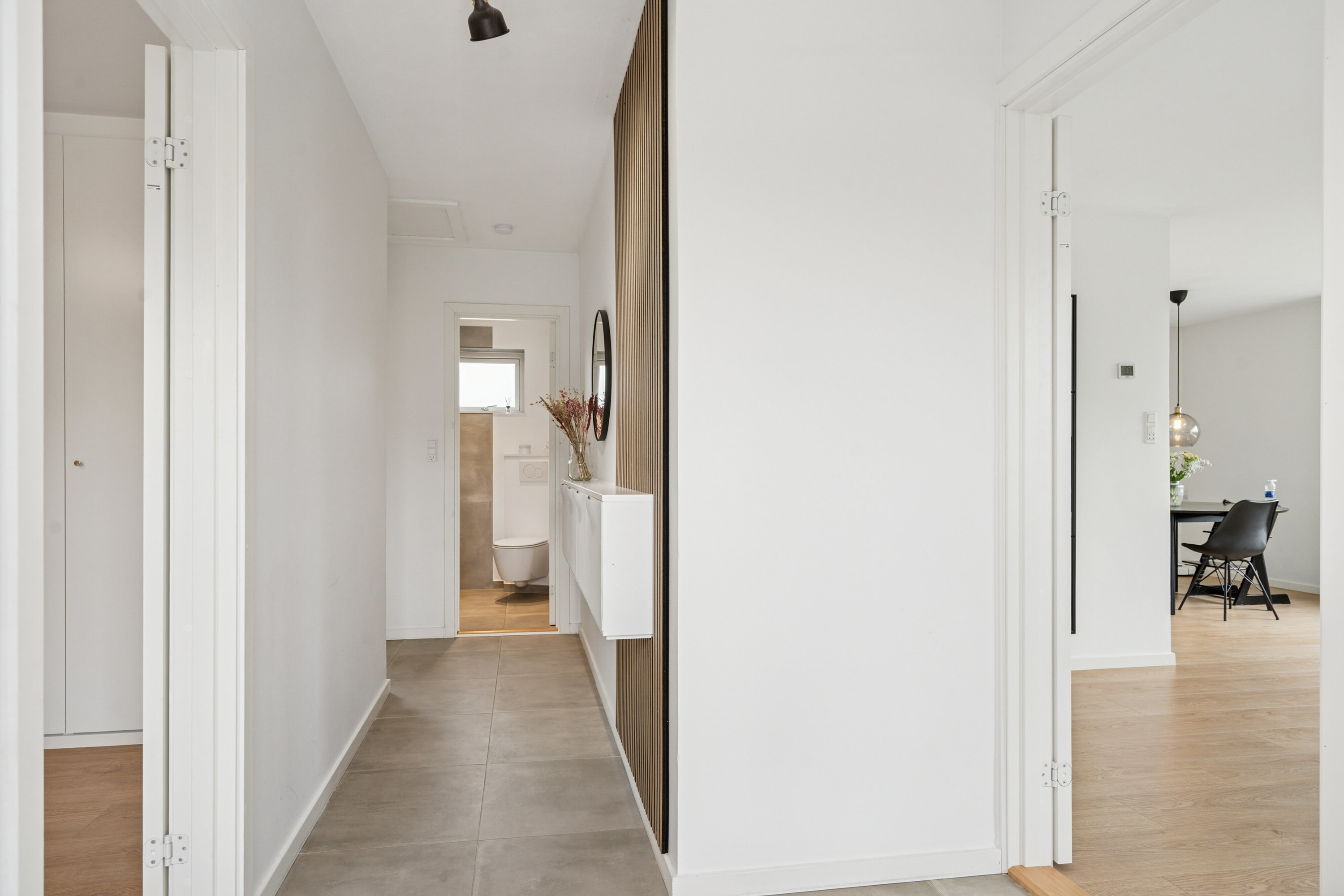 Fremhævet gang billede i fuldskærmstilstand. Billede af Rantzausmindevej 122, 5700 Svendborg