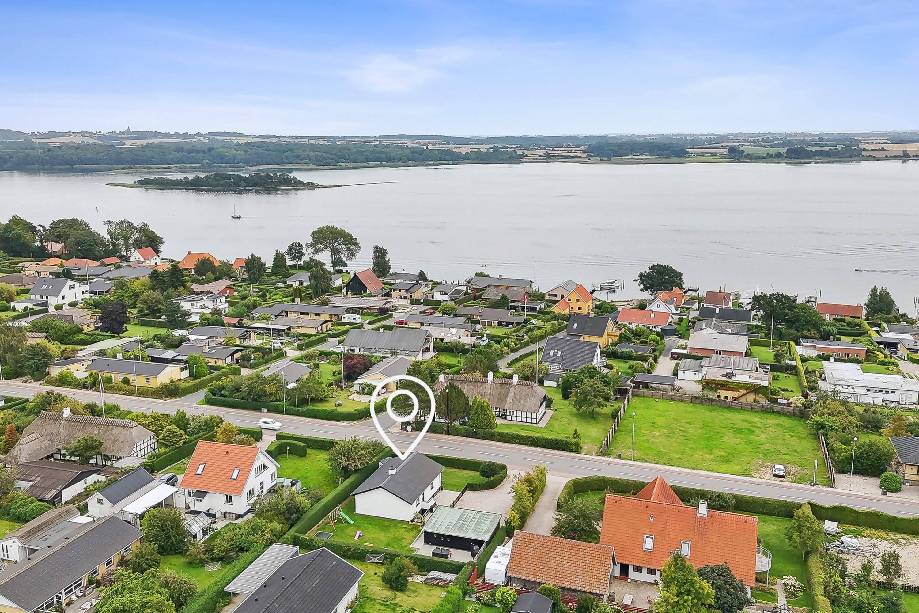 Fremhævet luftfoto billede i fuldskærmstilstand. Billede af Rantzausmindevej 122, 5700 Svendborg